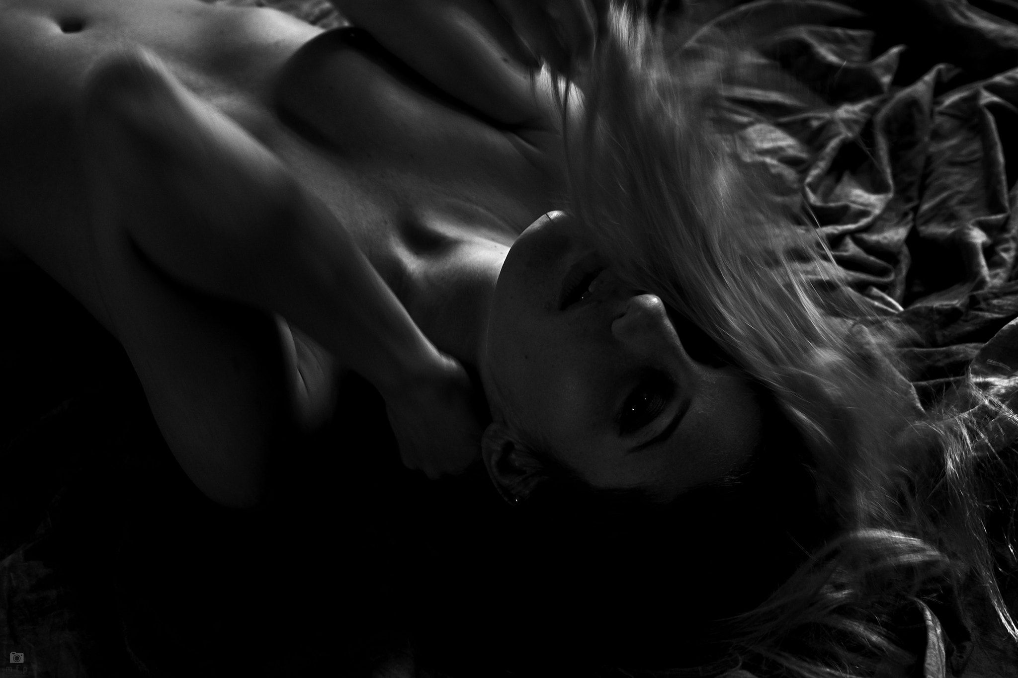 Sony ILCA-77M2 + Sony DT 35mm F1.8 SAM sample photo. Hair photography