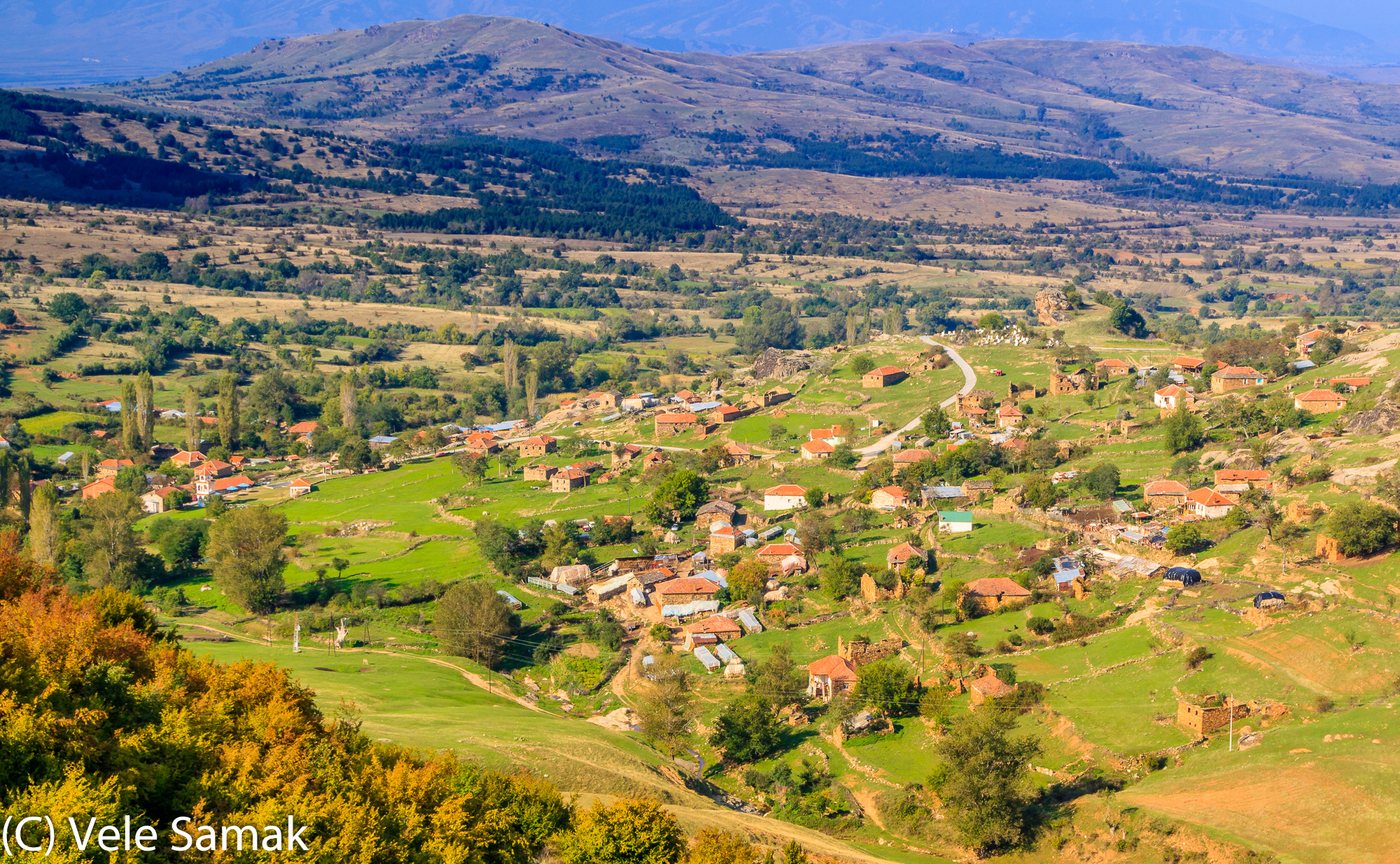 Canon EOS M3 + Canon EF 17-35mm f/2.8L sample photo. Rural vilage in early morning photography