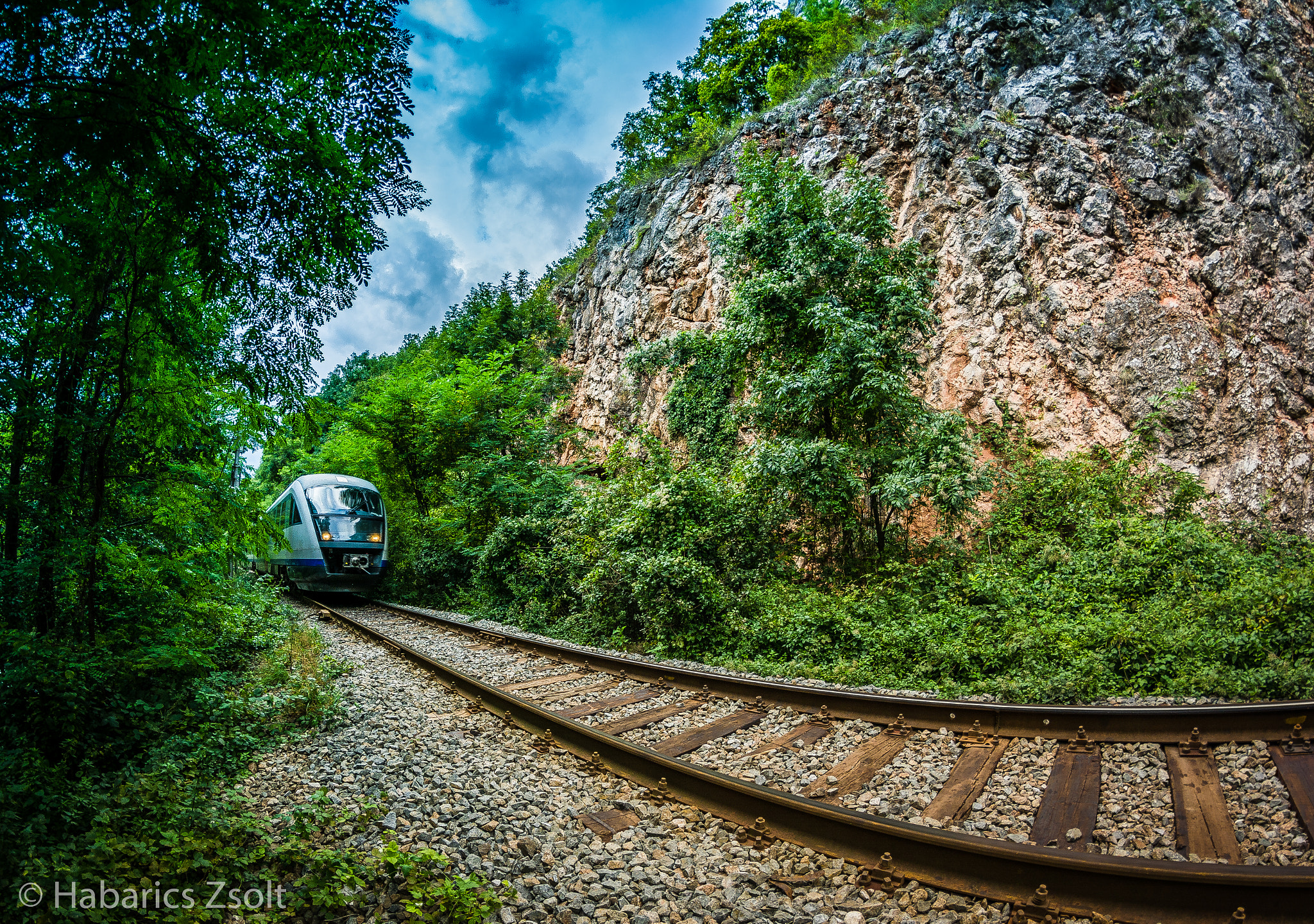 Nikon D5200 + Samyang 8mm F3.5 Aspherical IF MC Fisheye sample photo. Railway photography