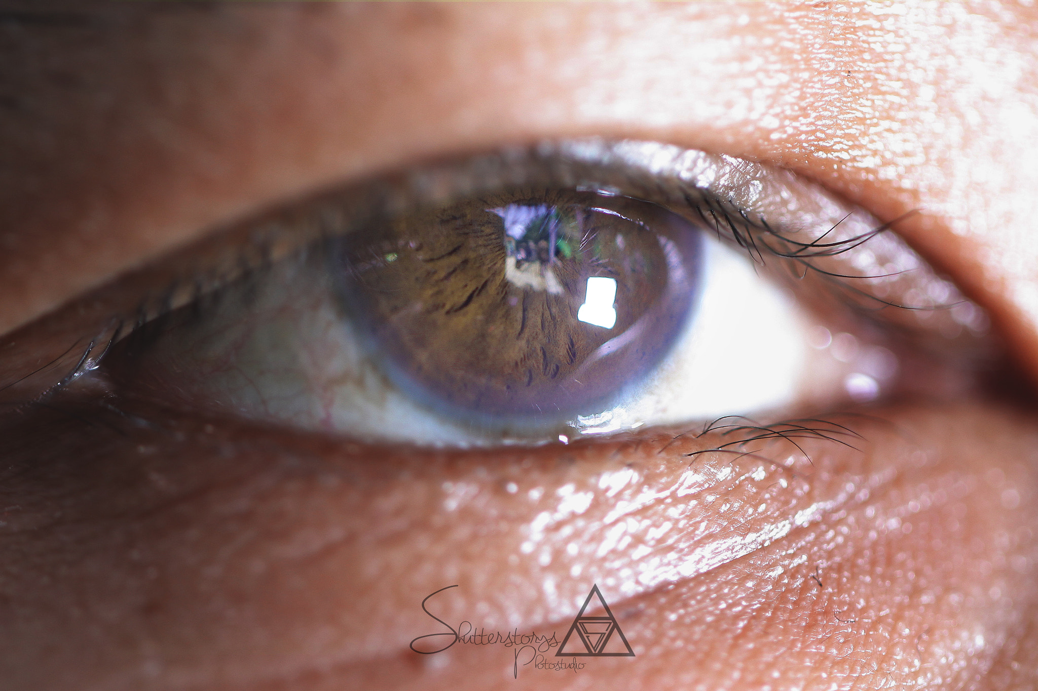 Canon EF 100mm F2.8L Macro IS USM sample photo. Eye photography
