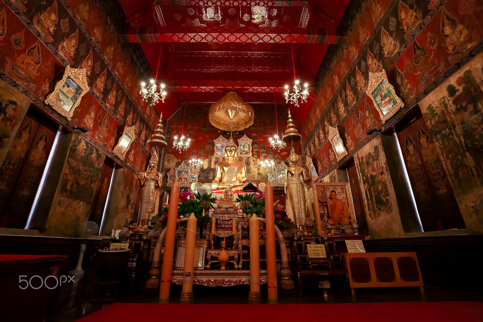 Canon EOS 5D Mark II sample photo. Wat dusidaram woravihara, bangkok, thailand. photography