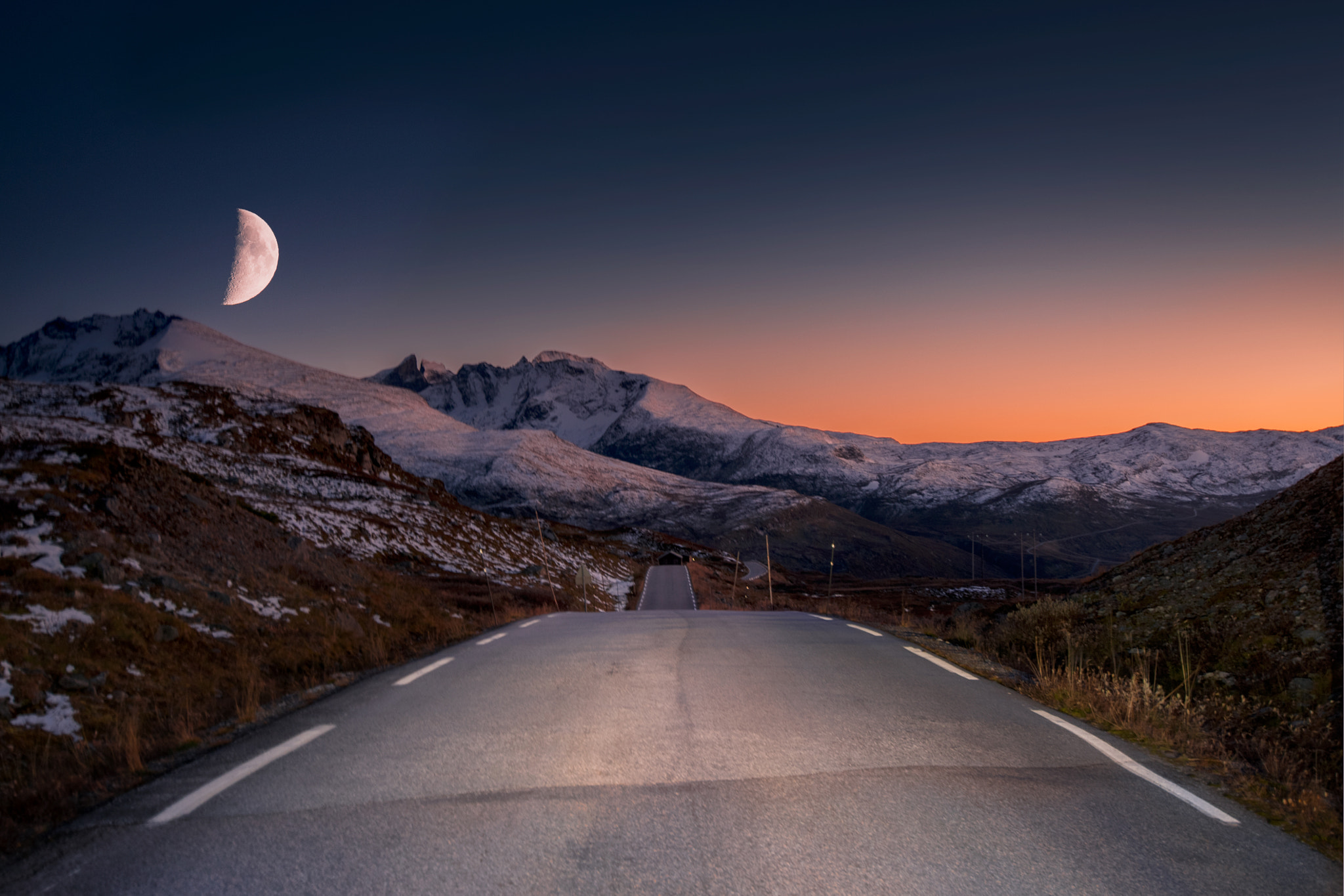 Nikon D3S sample photo. Driving into the moon photography