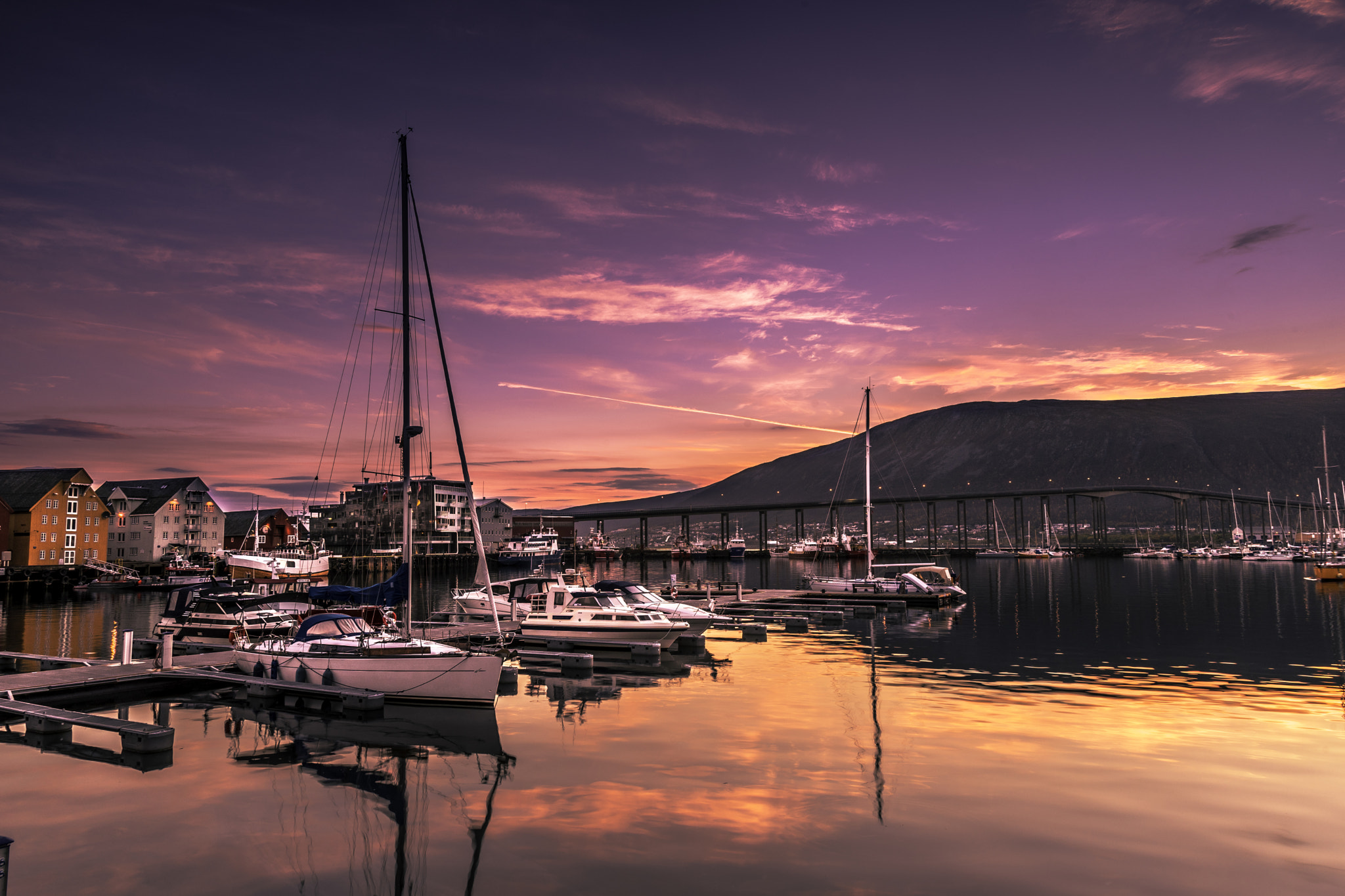 Tamron 18-270mm F3.5-6.3 Di II PZD sample photo. Tromsø - norway photography