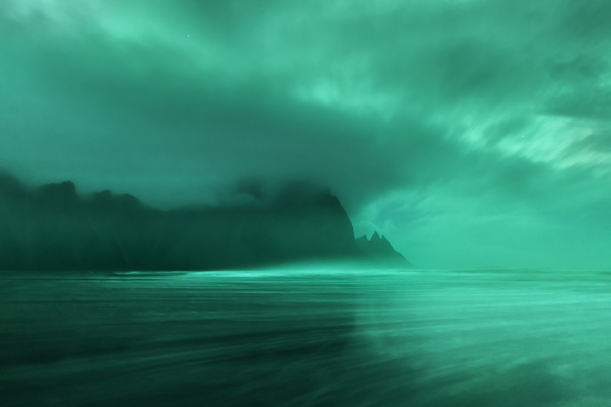 Sigma 20mm F1.4 DG HSM Art sample photo. Stokksnes aurora photography