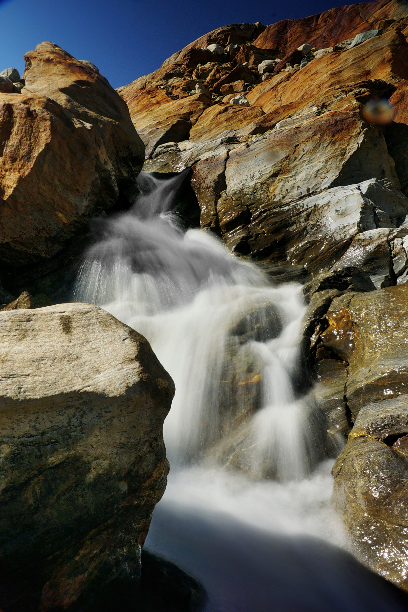 Sony DT 16-105mm F3.5-5.6 sample photo. Small waterfall photography