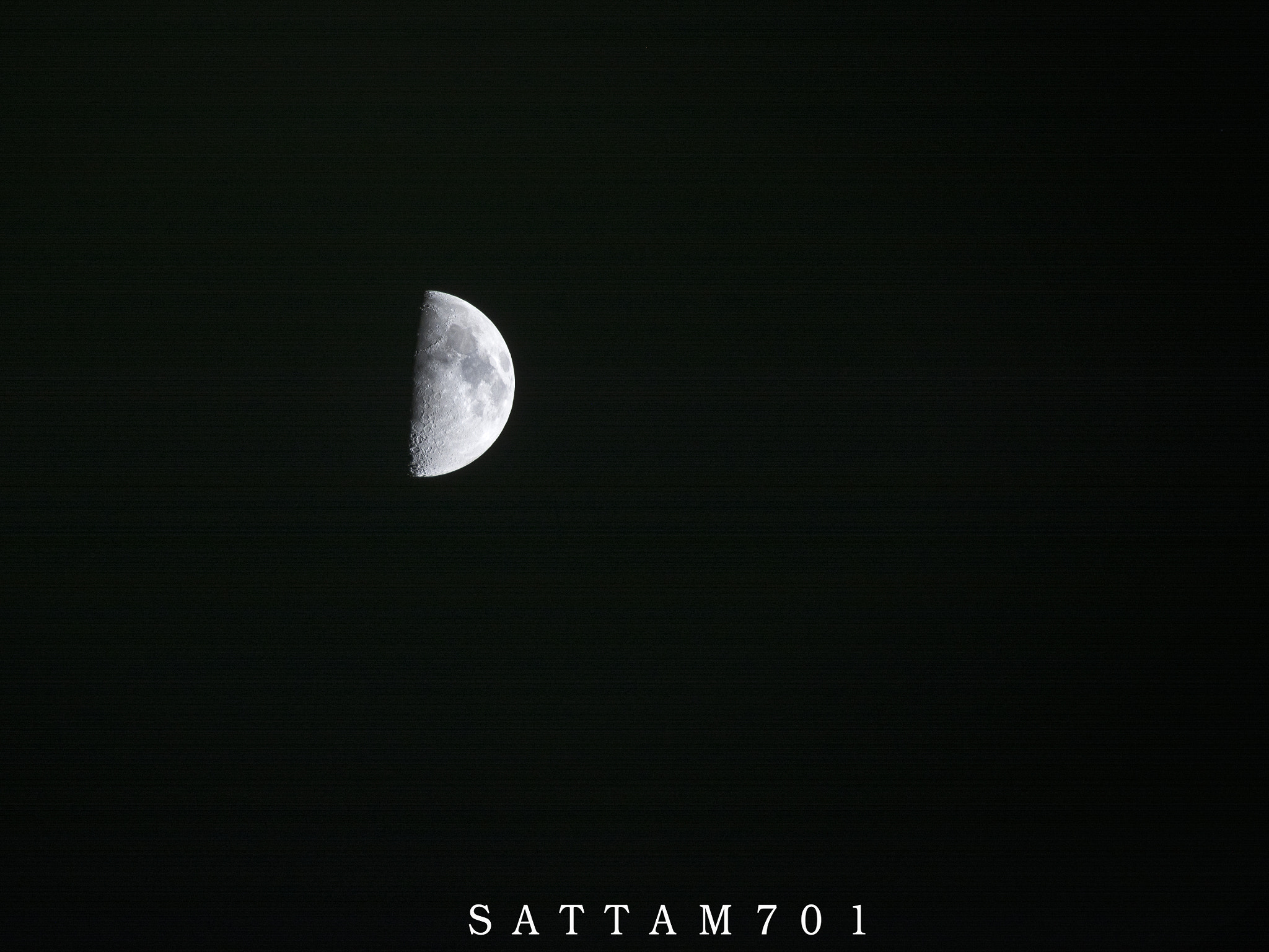 Nikon D7100 + Sigma 70-300mm F4-5.6 DG OS sample photo. Half moon photography