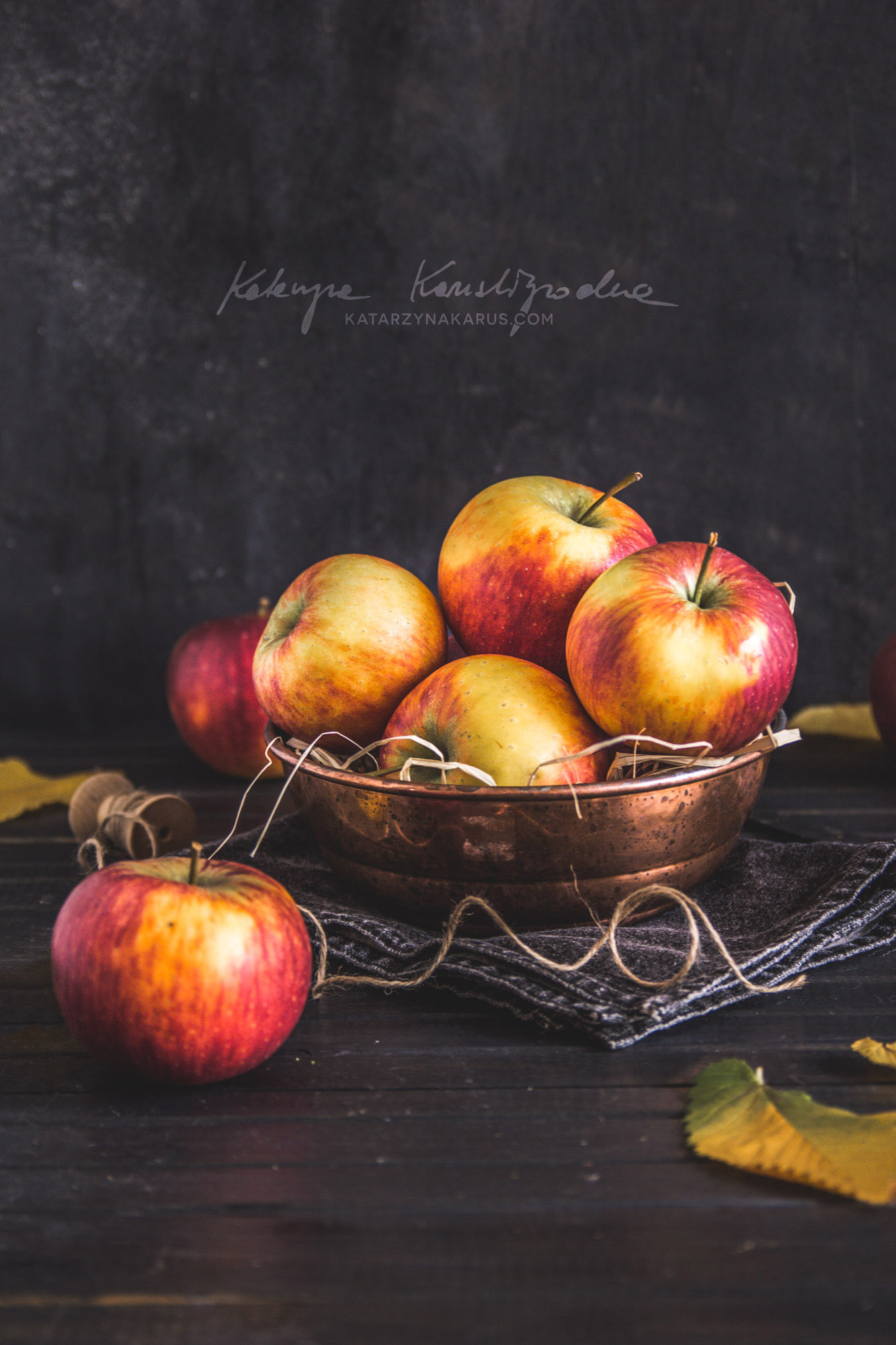 Canon EOS 60D sample photo. Autumn apples photography