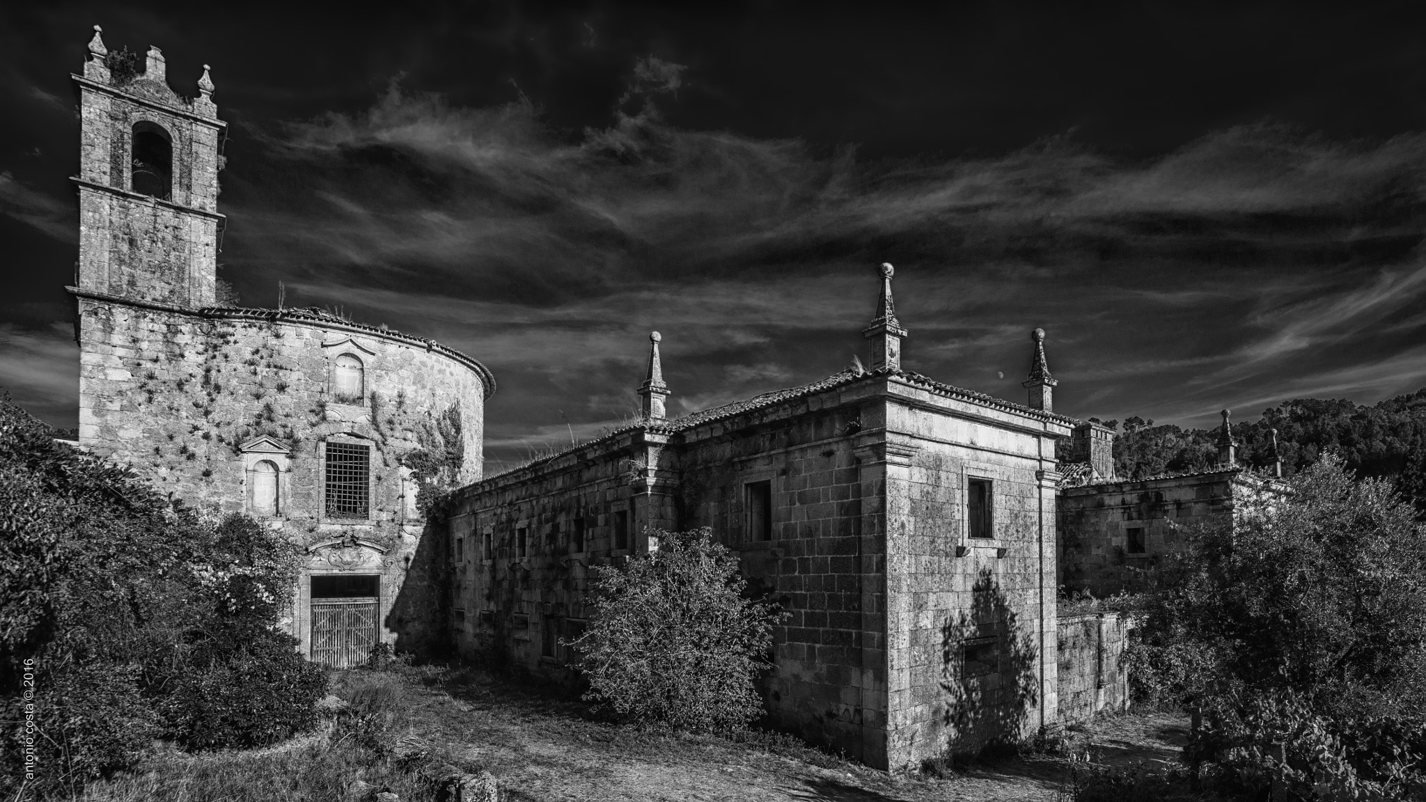 Sigma 12-24mm F4.5-5.6 EX DG Aspherical HSM sample photo. Abandoned monastery photography