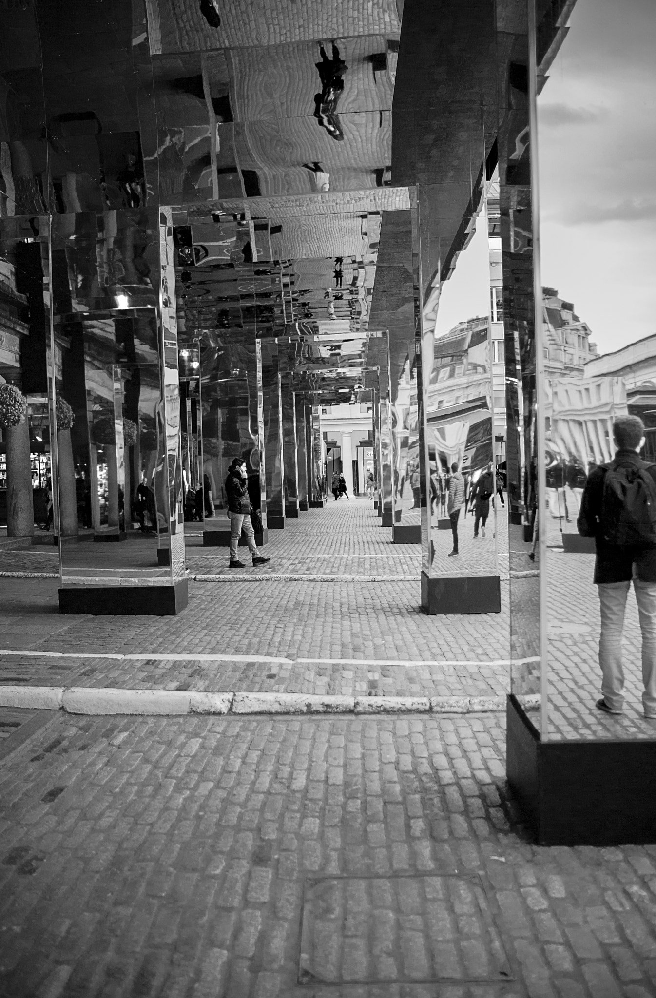 Nikon D700 + Nikon AF-S Nikkor 28mm F1.8G sample photo. Covent garden photography