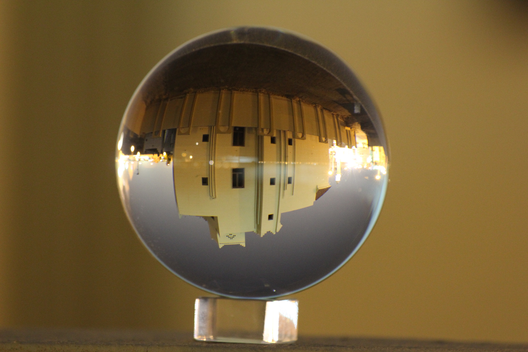 Canon EF 70-300mm F4-5.6 IS USM sample photo. Crystal ball  photography