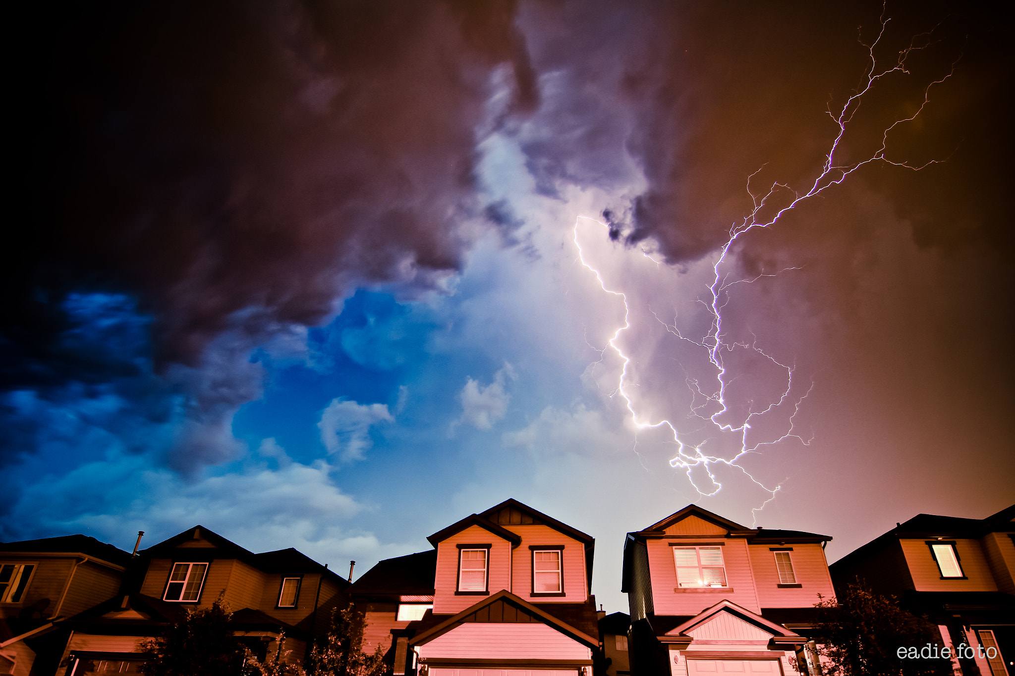 Tokina AT-X Pro 12-24mm F4 (IF) DX sample photo. Suburban storm photography