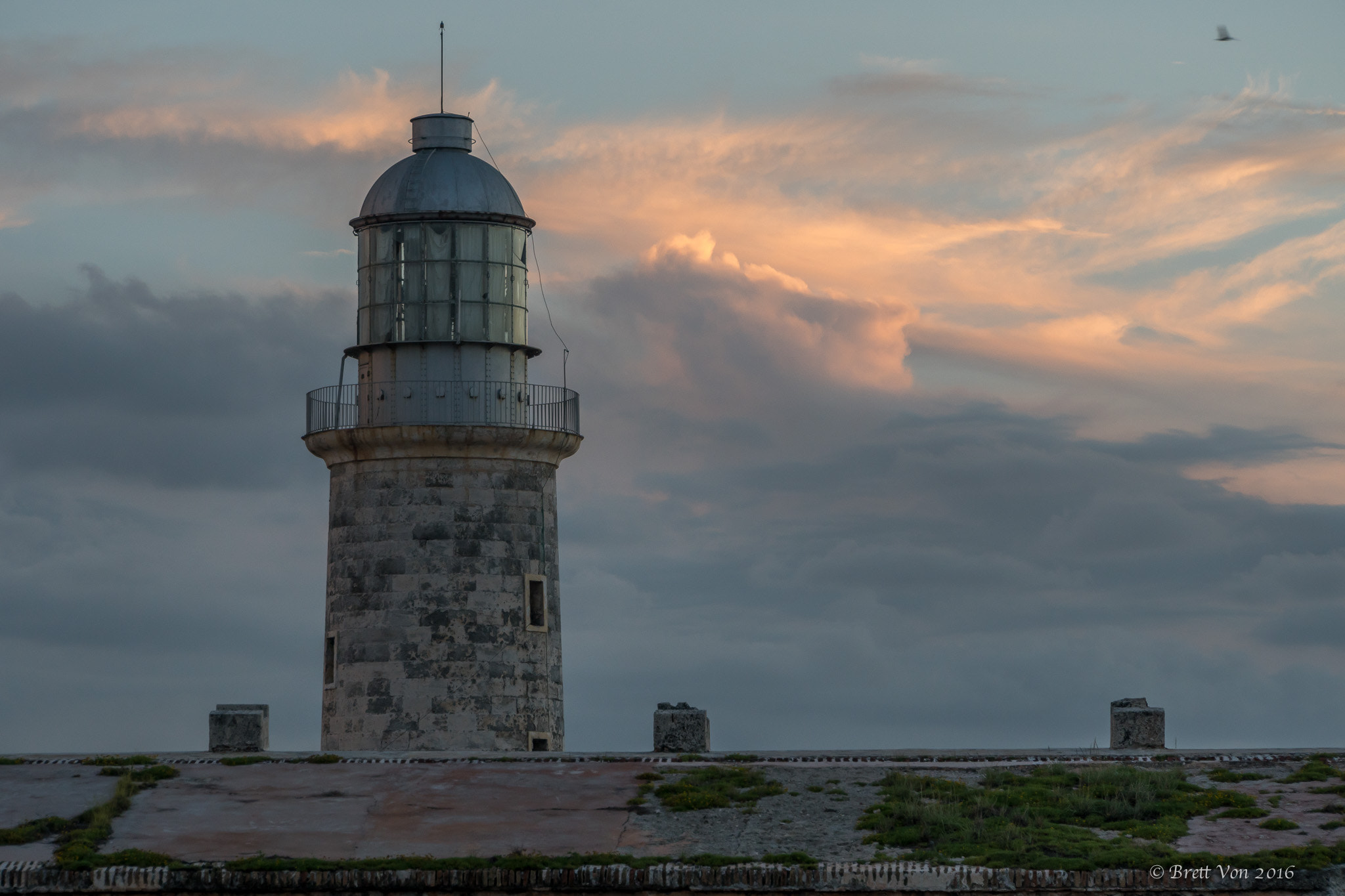 Sony E 18-200mm F3.5-6.3 OSS LE sample photo. Sunset in havana photography