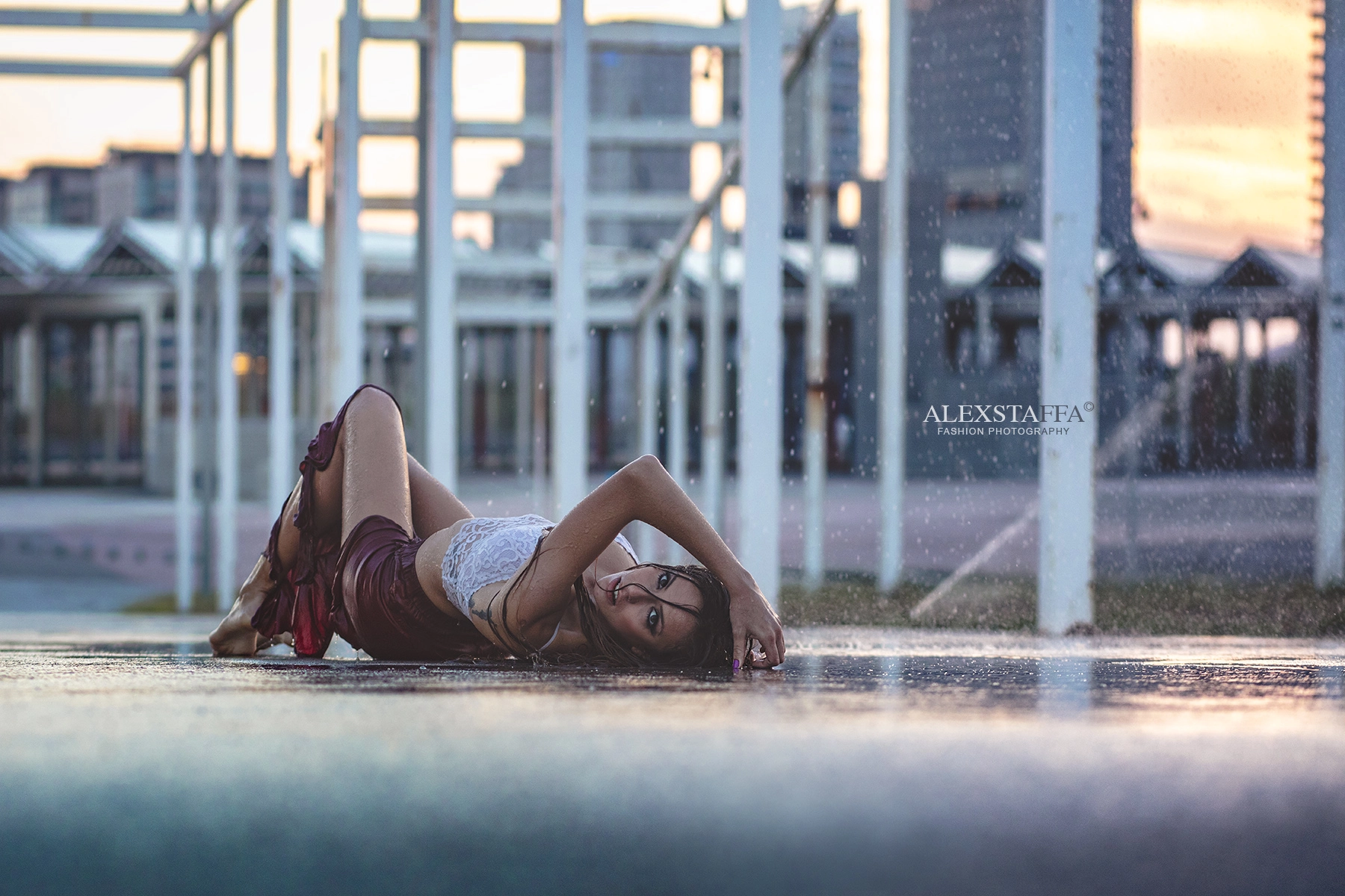 Canon EF 85mm F1.8 USM sample photo. Rolling on the floor photography