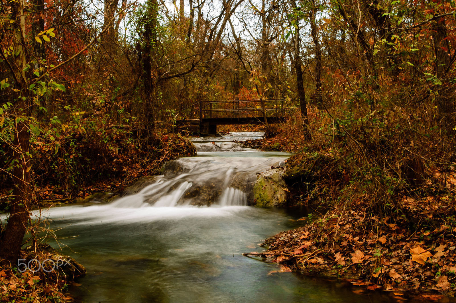 AF Zoom-Nikkor 28-100mm f/3.5-5.6G sample photo. Fall at travertine creek photography