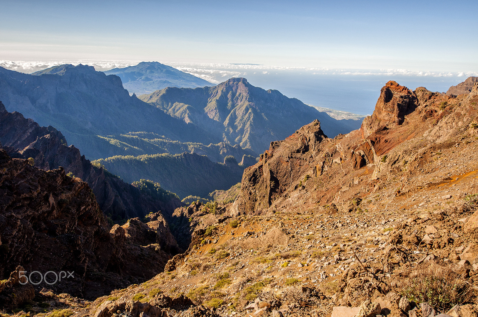 Sigma 8-16mm F4.5-5.6 DC HSM sample photo. Amazing view on rocky mountains and sea photography