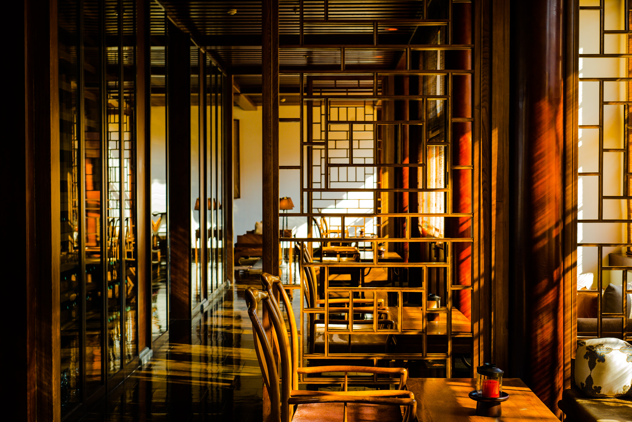 Leica APO-Summicron-M 50mm F2 ASPH sample photo. Afternoon in a room photography