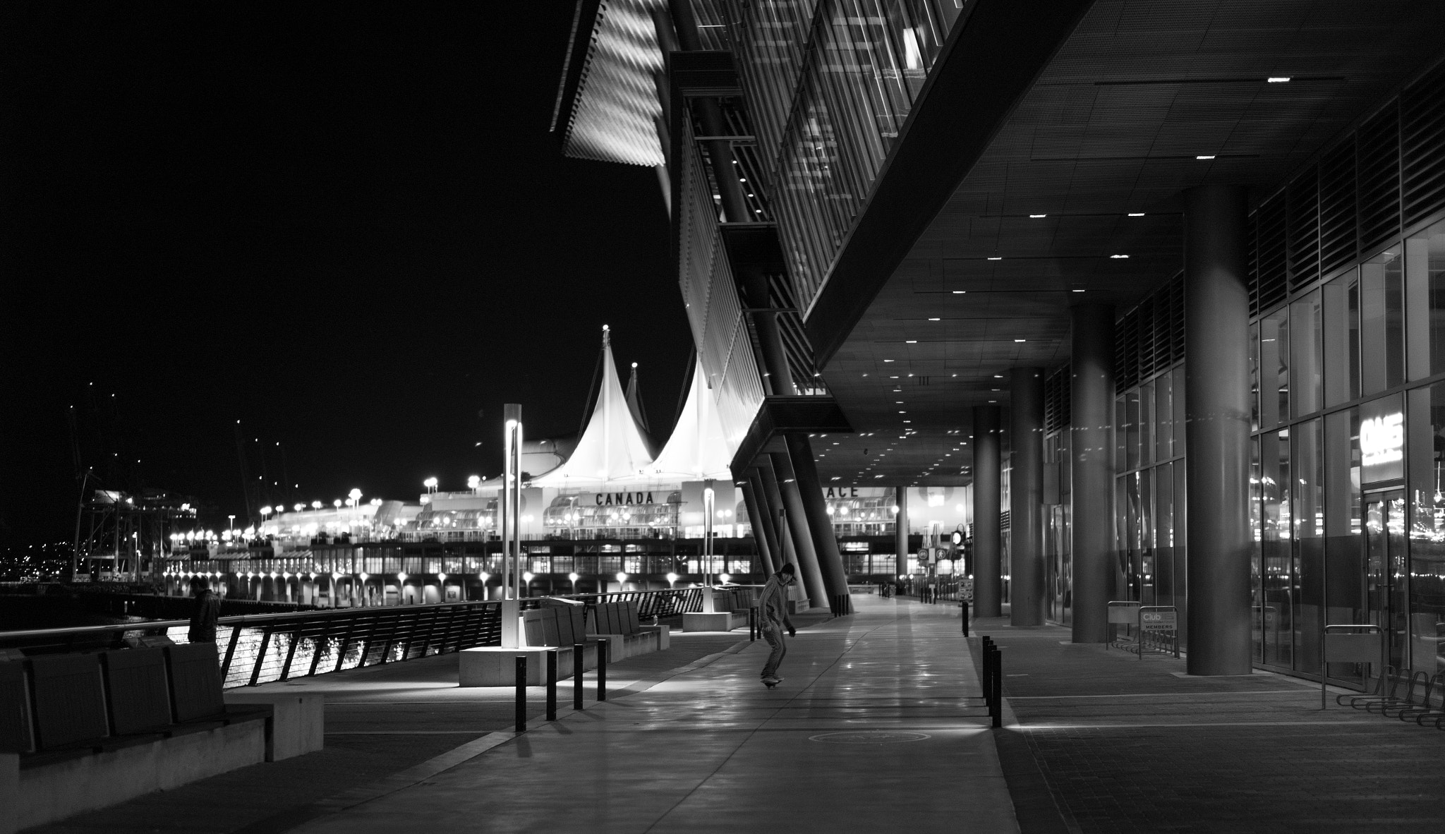 Leica Summilux-M 50mm F1.4 ASPH sample photo. Waterfront, canada place photography