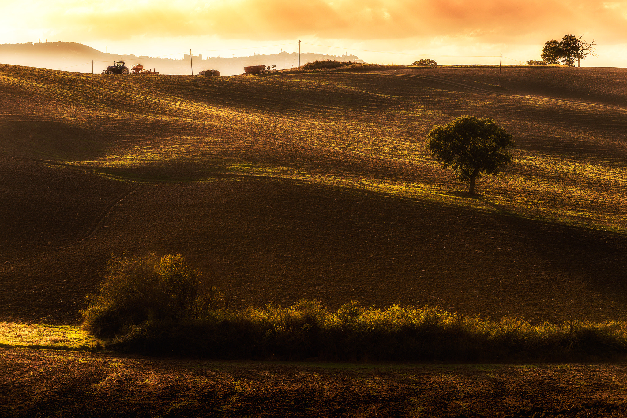 AF-S Zoom-Nikkor 80-200mm f/2.8D IF-ED sample photo. Sunsetractor photography