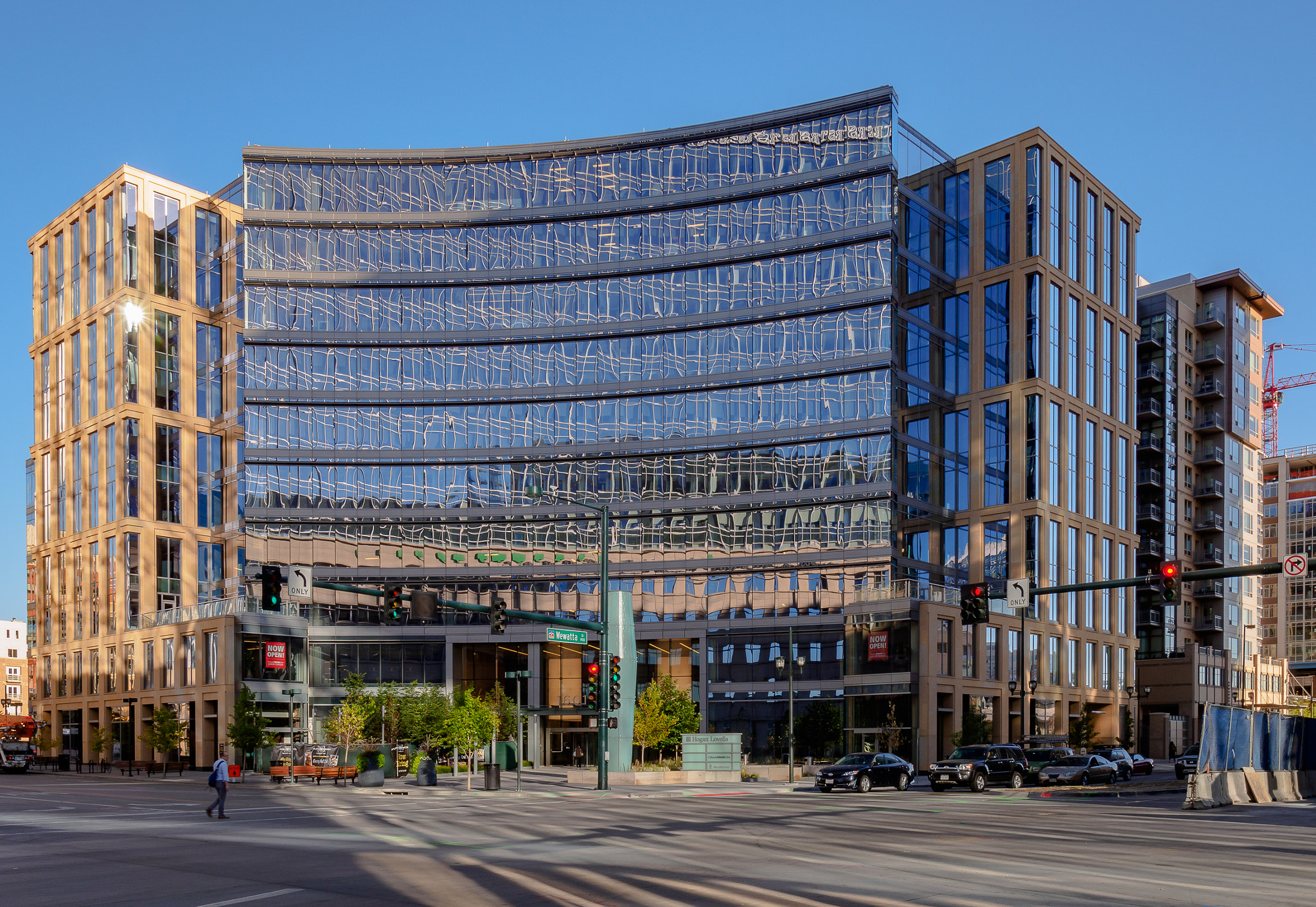 Olympus PEN-F + Olympus M.Zuiko Digital ED 7-14mm F2.8 PRO sample photo. Scenes from denver 2016 photography