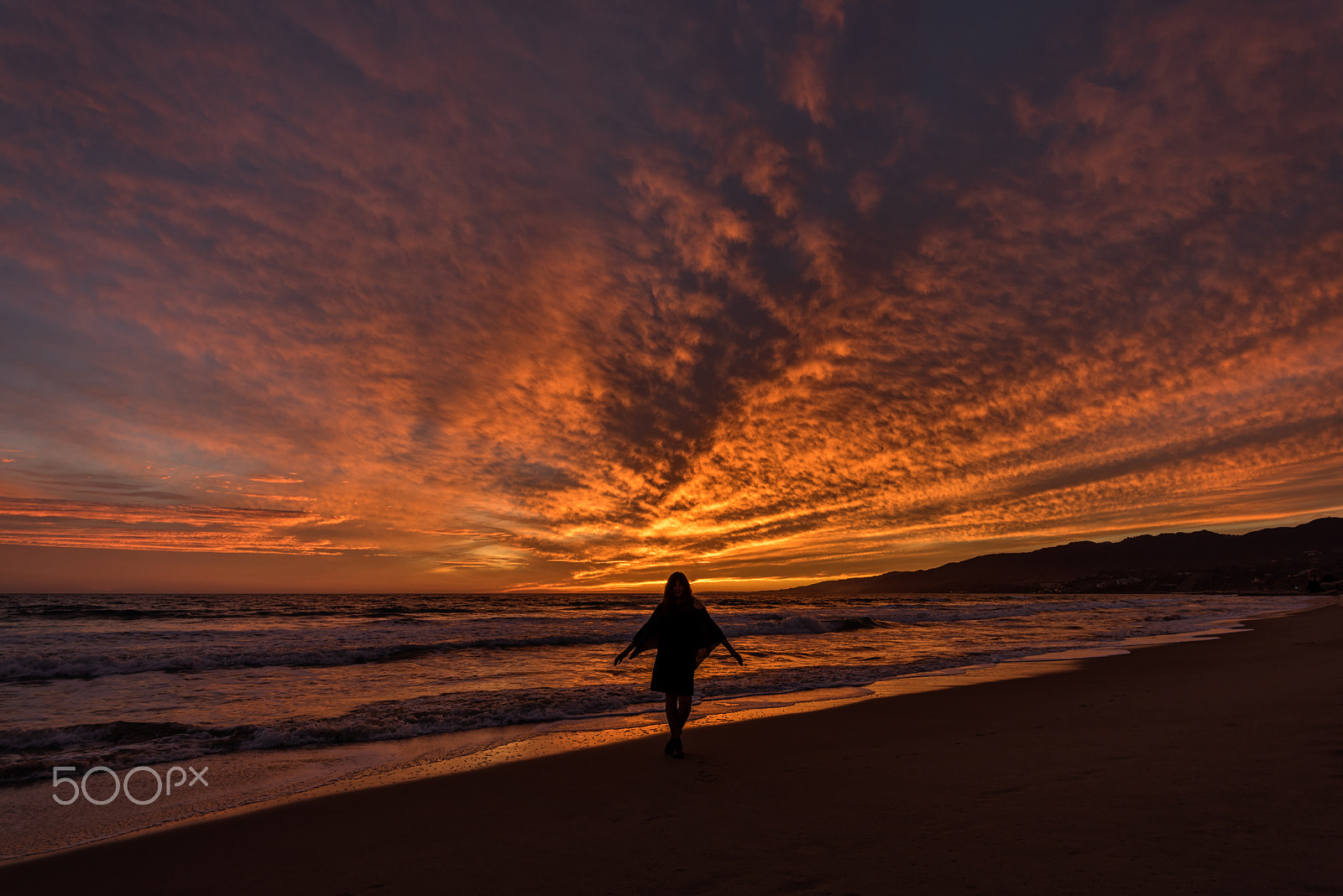 Sigma 12-24mm F4.5-5.6 II DG HSM sample photo. Red shadow girl photography