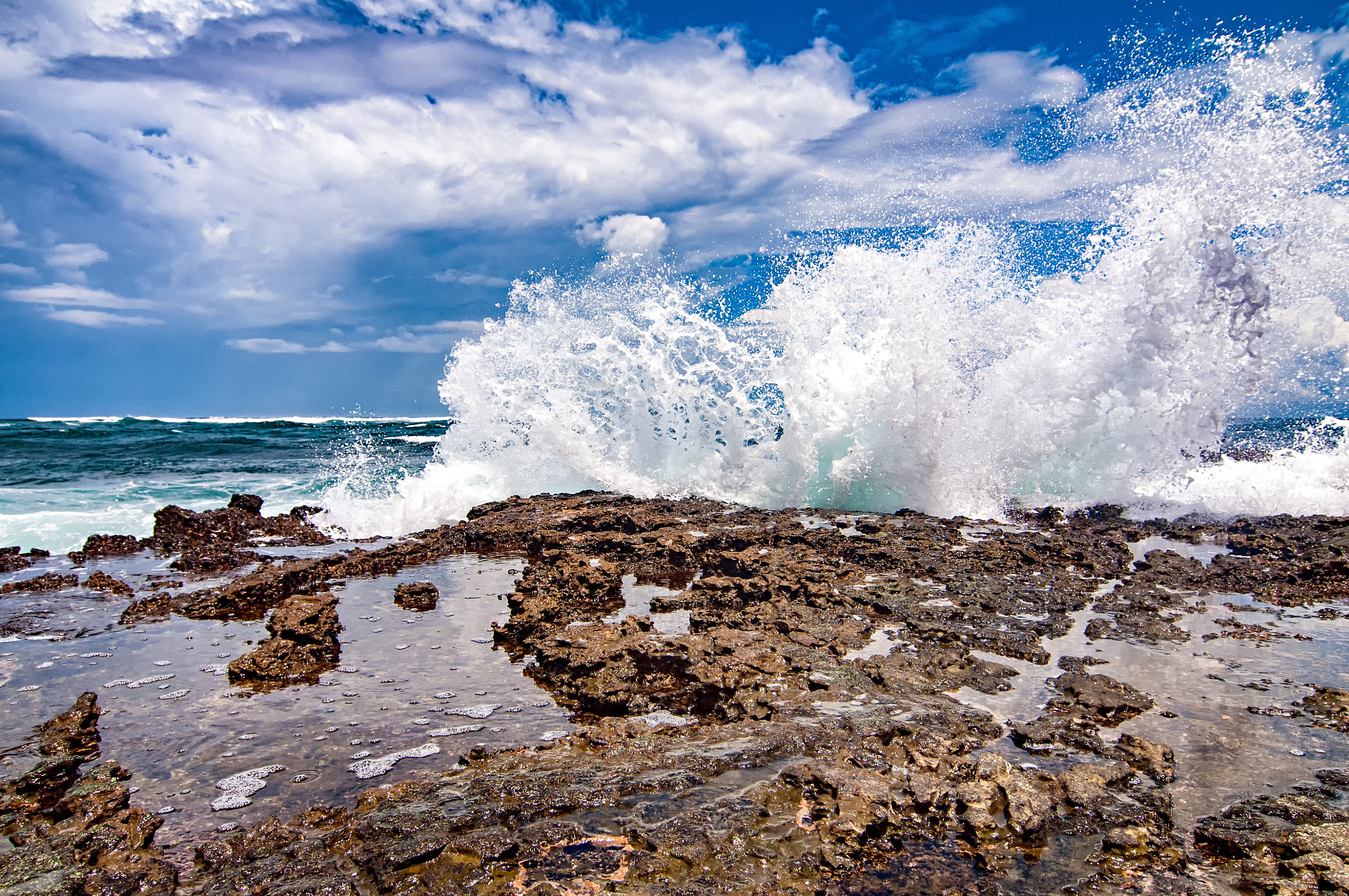 Nikon D300 + Tokina AT-X Pro 12-24mm F4 (IF) DX sample photo. Waves crashing on ocean rocks photography