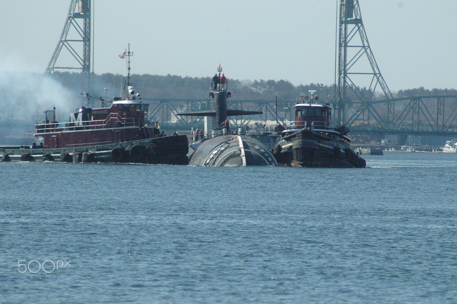 Nikon D70s sample photo. Us navy submarine leaving photography