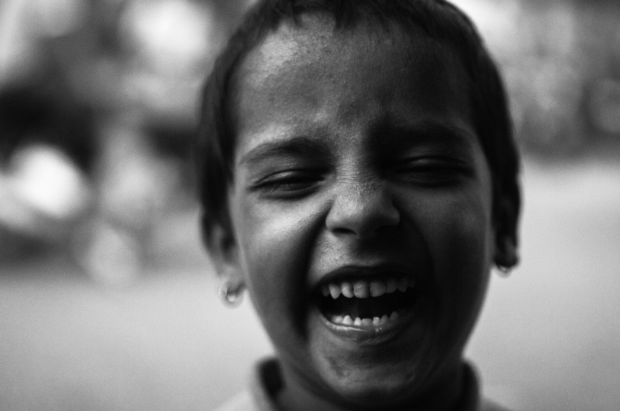 Nikon D300S + Samyang 35mm F1.4 AS UMC sample photo. Smilingkidb&w photography