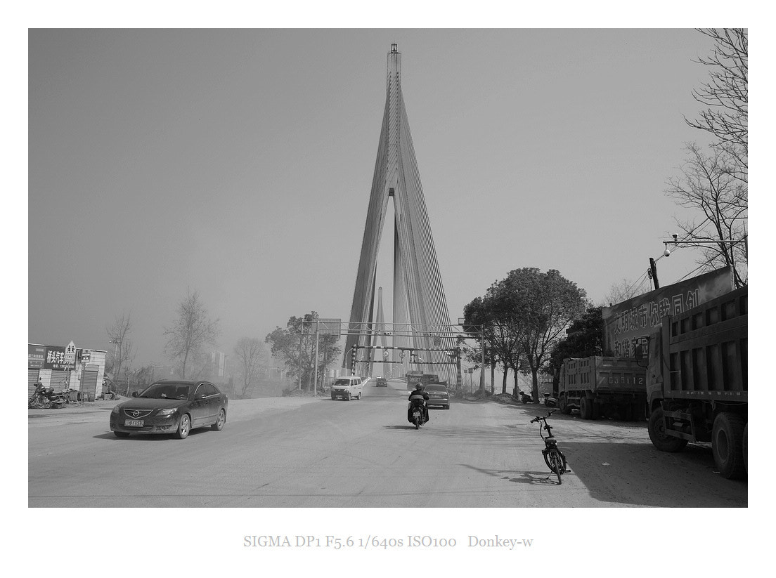 Sigma DP1 sample photo. Hanjiang  river  bridge photography