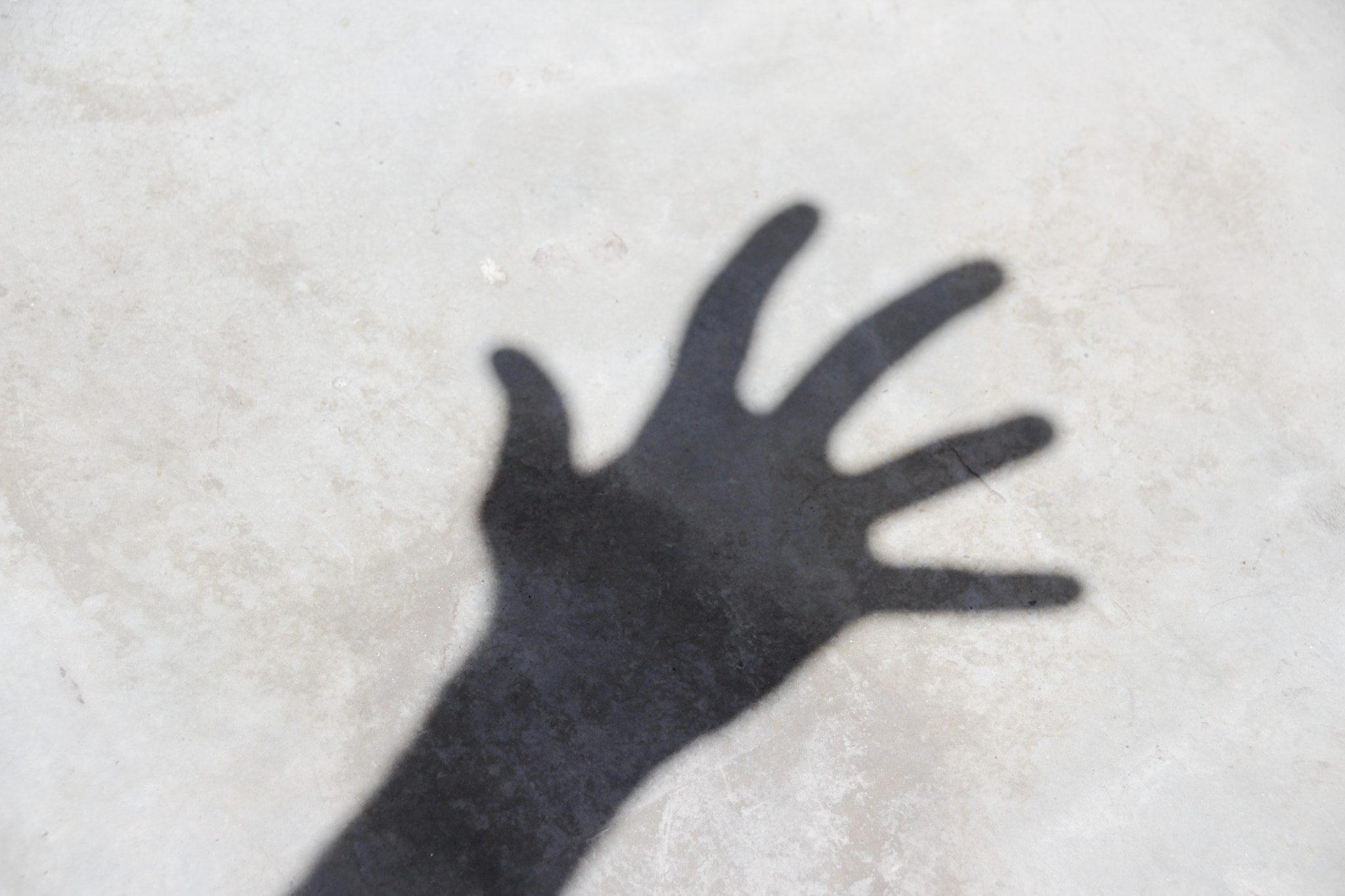 Sigma 18-250mm F3.5-6.3 DC OS HSM sample photo. Open hand shadow on floor photography