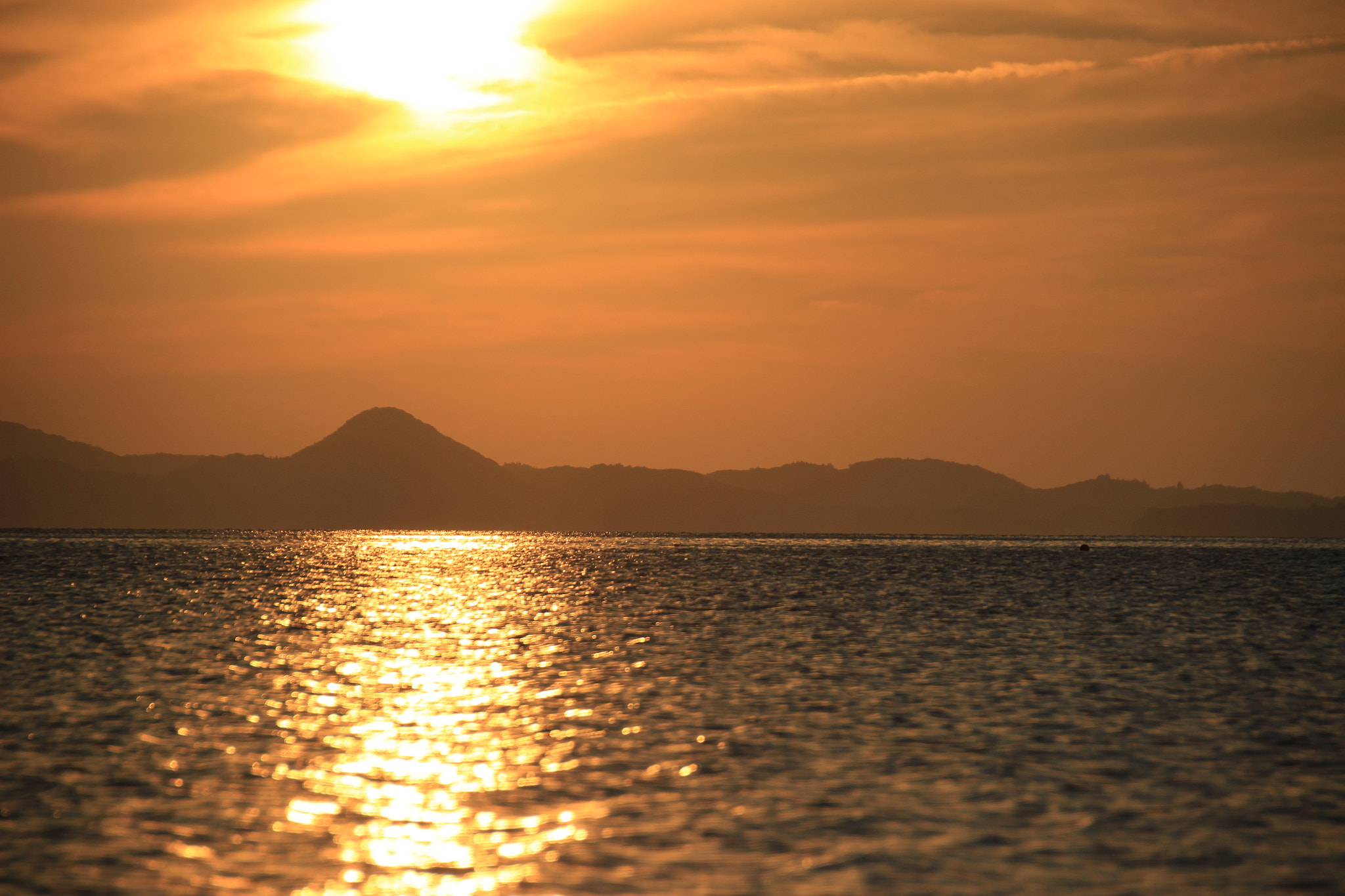 Canon EOS 600D (Rebel EOS T3i / EOS Kiss X5) sample photo. Sunset at inawashiro-lake photography