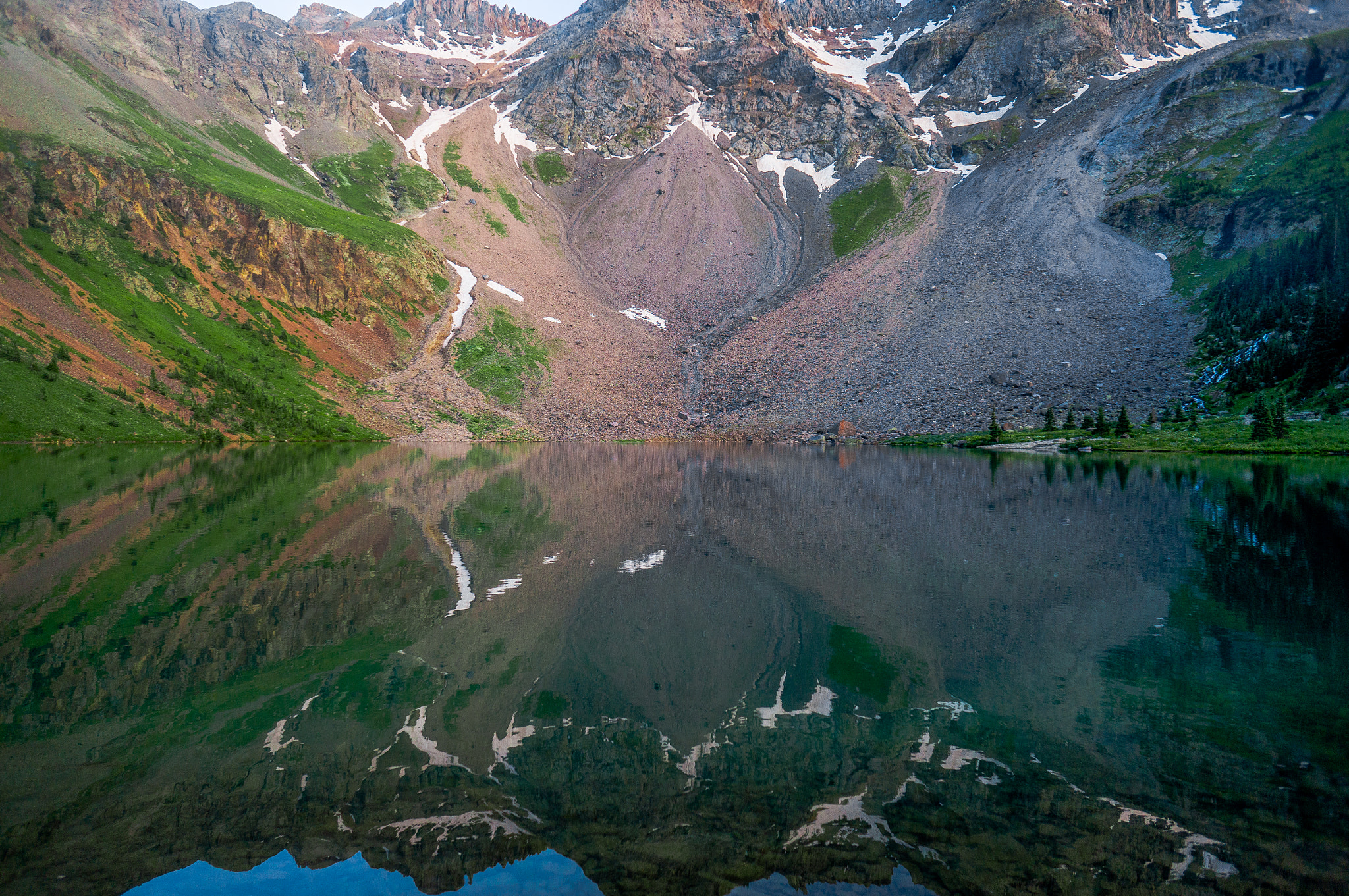 Sony Alpha NEX-6 + Sony E 16mm F2.8 sample photo. Lower blue lake evening reflection photography