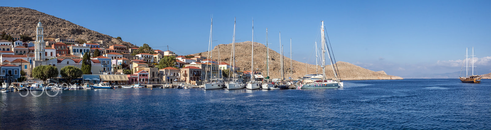 Canon EOS 650D (EOS Rebel T4i / EOS Kiss X6i) + Sigma 18-50mm f/2.8 Macro sample photo. Greek islands_halki photography