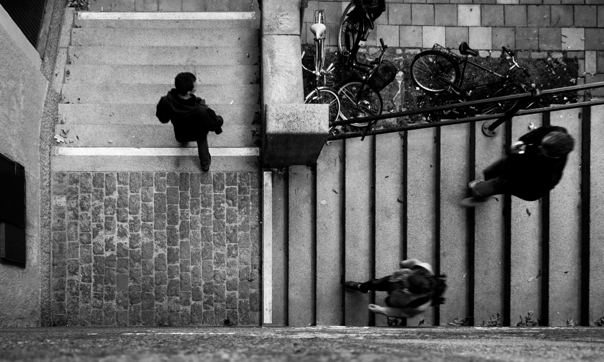 Canon EOS 760D (EOS Rebel T6s / EOS 8000D) sample photo. Stairwell to streetlevel photography