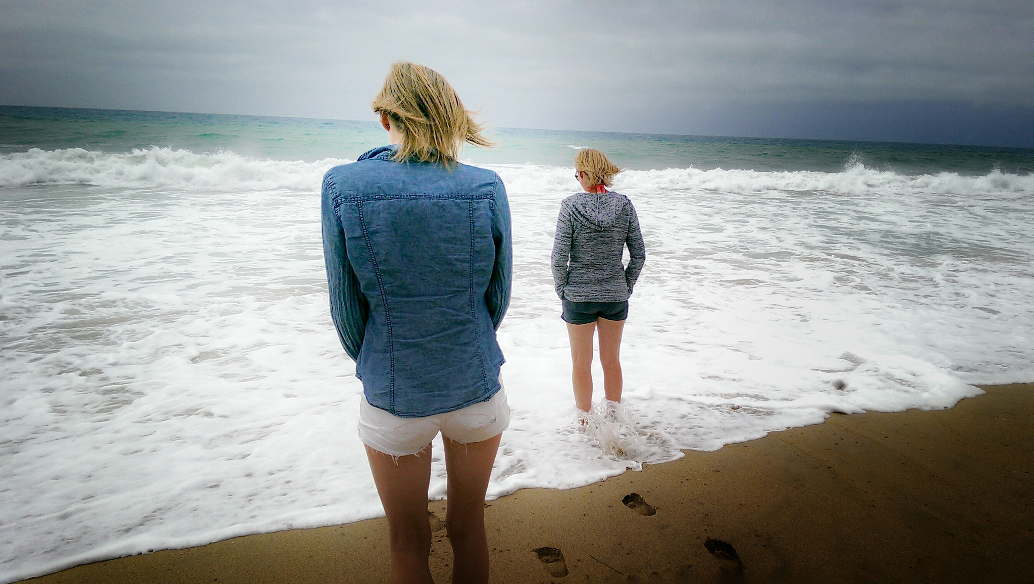 HTC ONE sample photo. My favorite girls photography