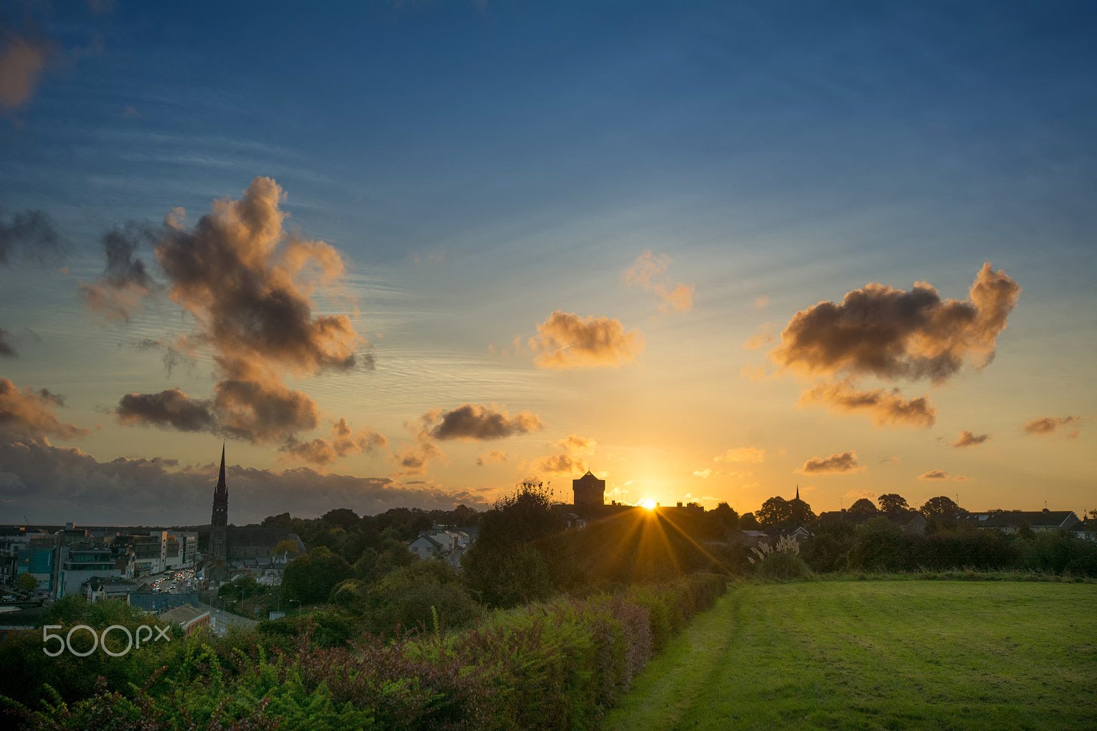 Nikon D7100 sample photo. Sunrise over millmount, drogheda photography