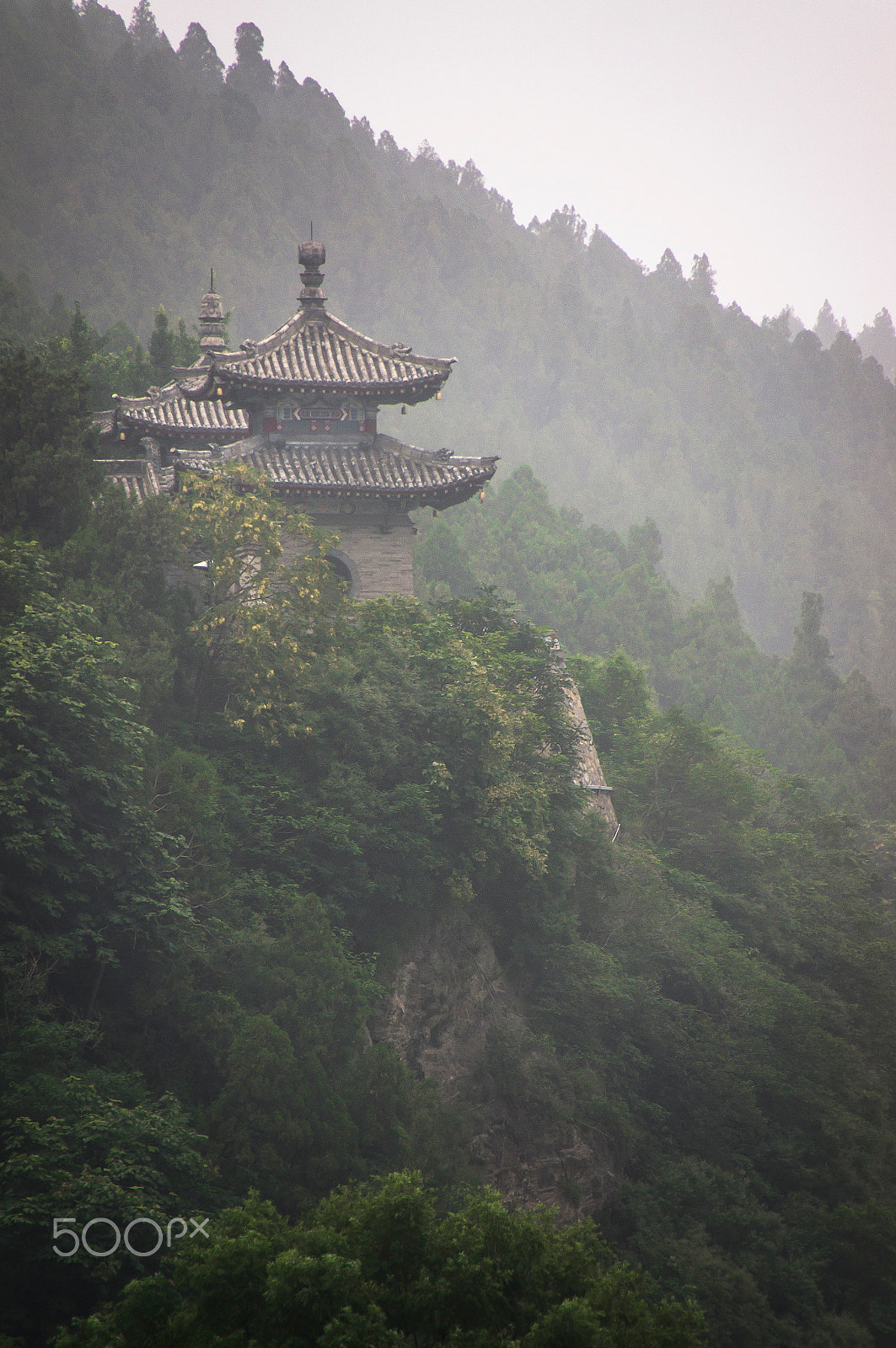 Sony SLT-A55 (SLT-A55V) sample photo. Old temple photography