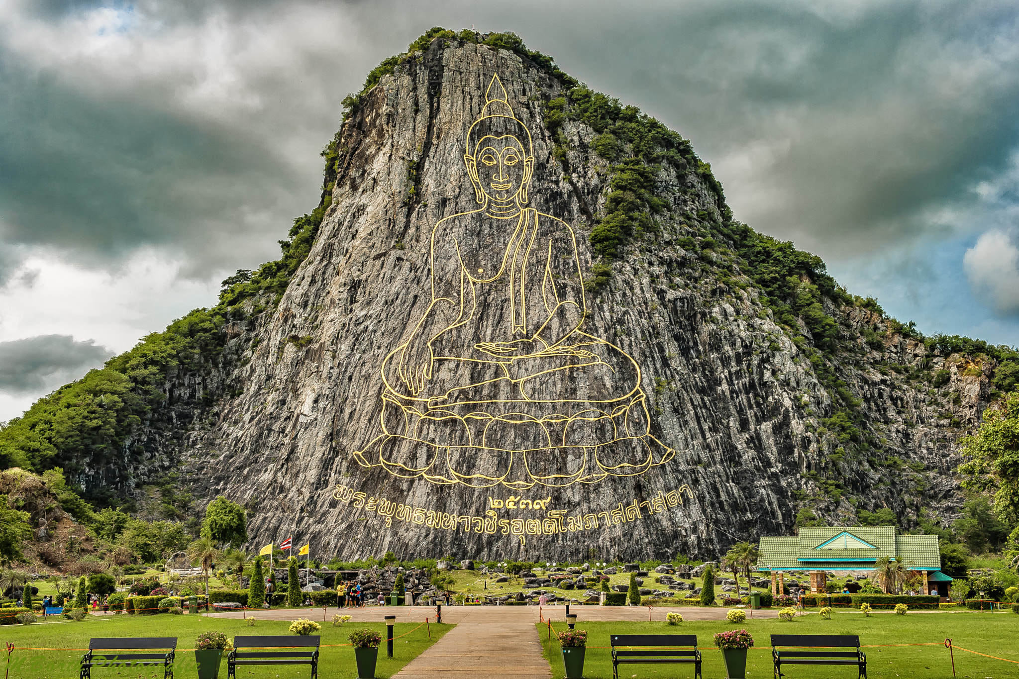 Canon EF-S 24mm F2.8 STM sample photo. We love thailand laser buddha photography