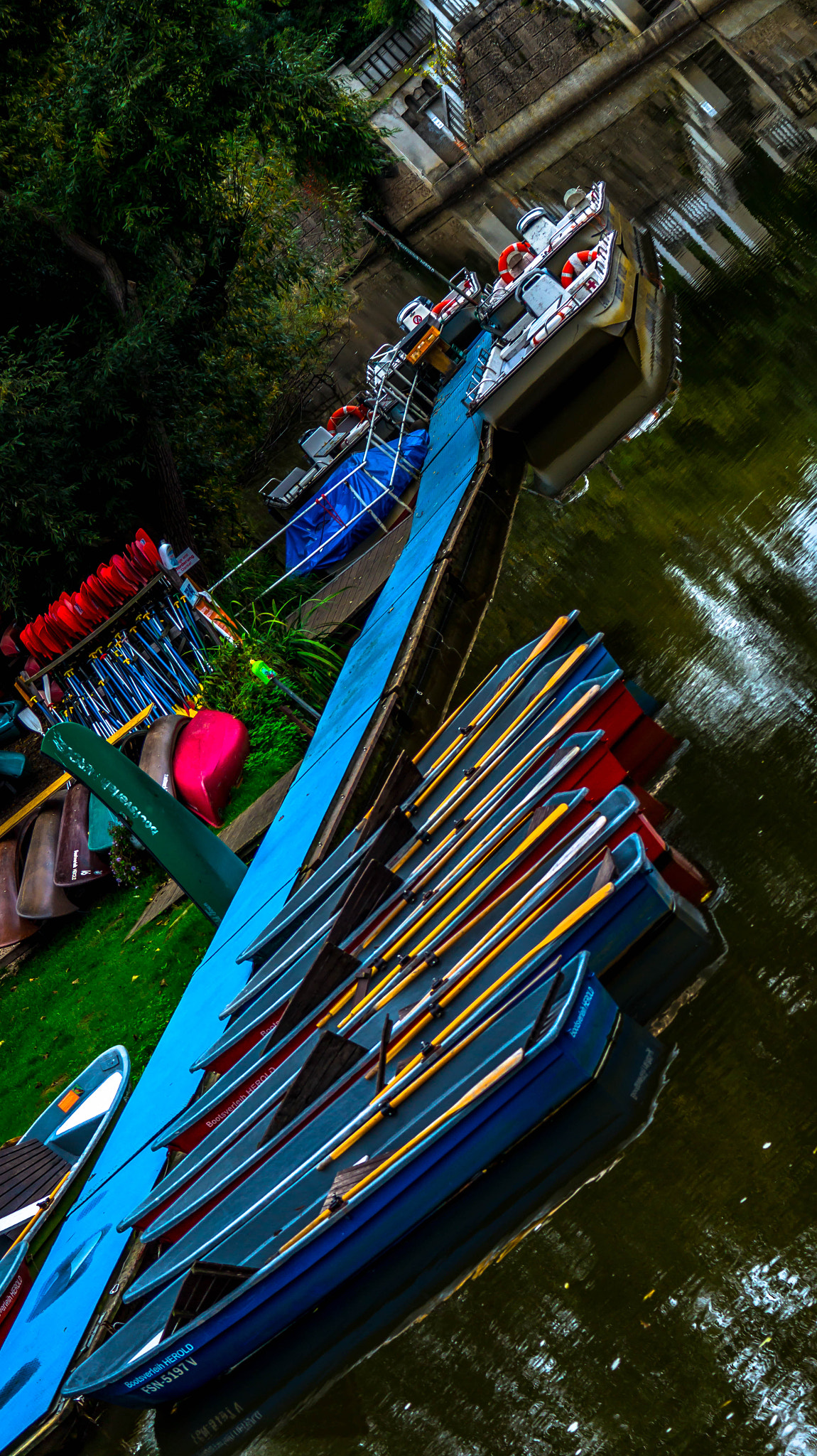 Tamron SP 70-300mm F4-5.6 Di USD sample photo. Boat rentals photography