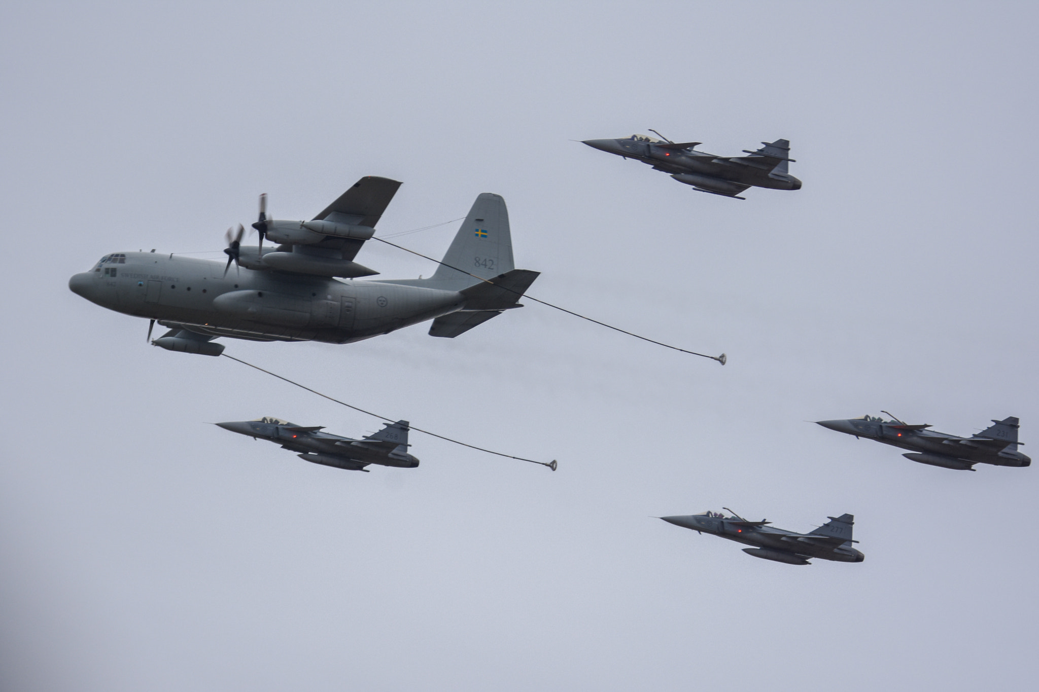 Tamron SP 150-600mm F5-6.3 Di VC USD sample photo. Aerial refuelling photography