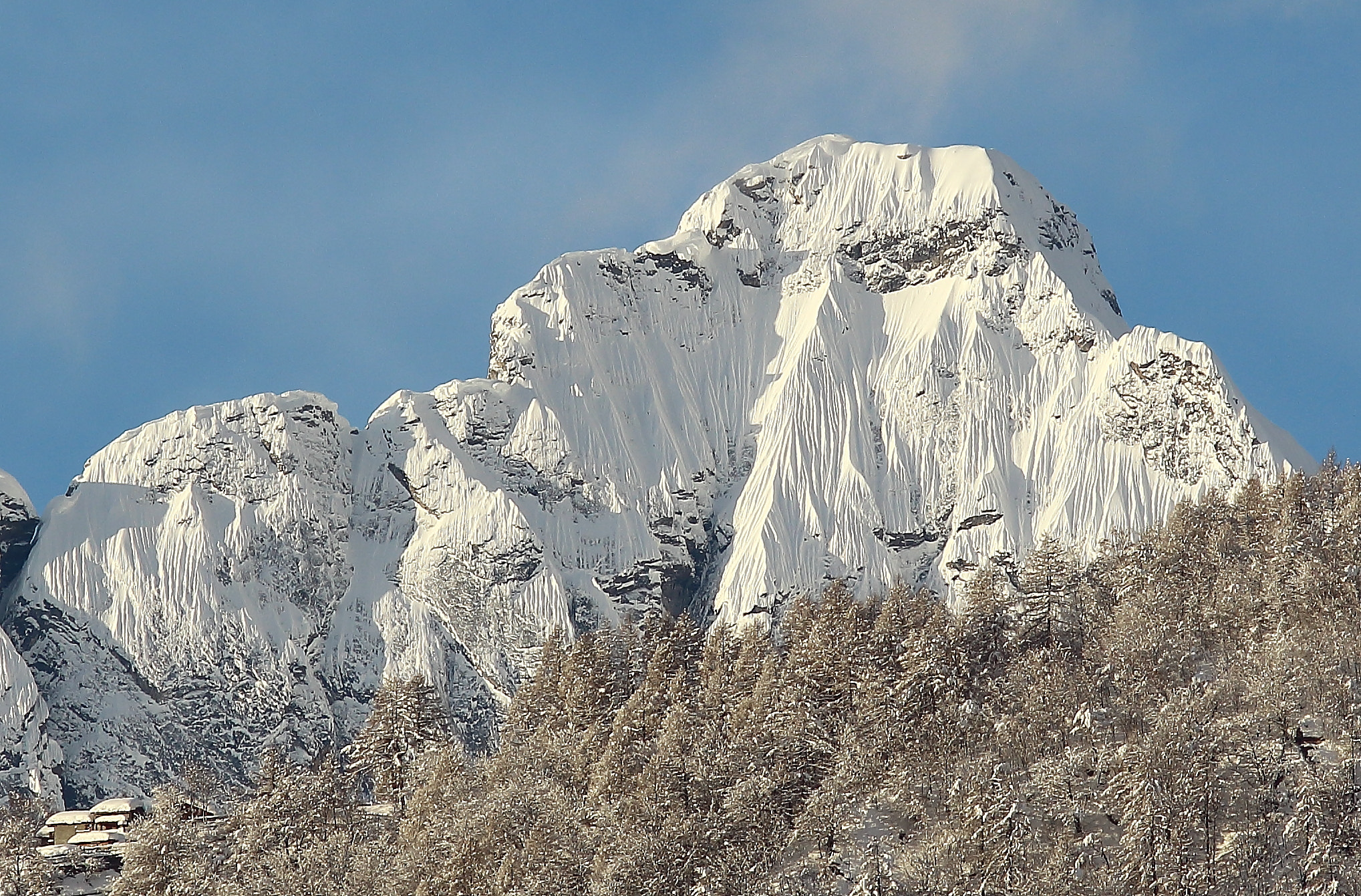 Canon EF 300mm F4L IS USM sample photo. The first snow on my montains photography