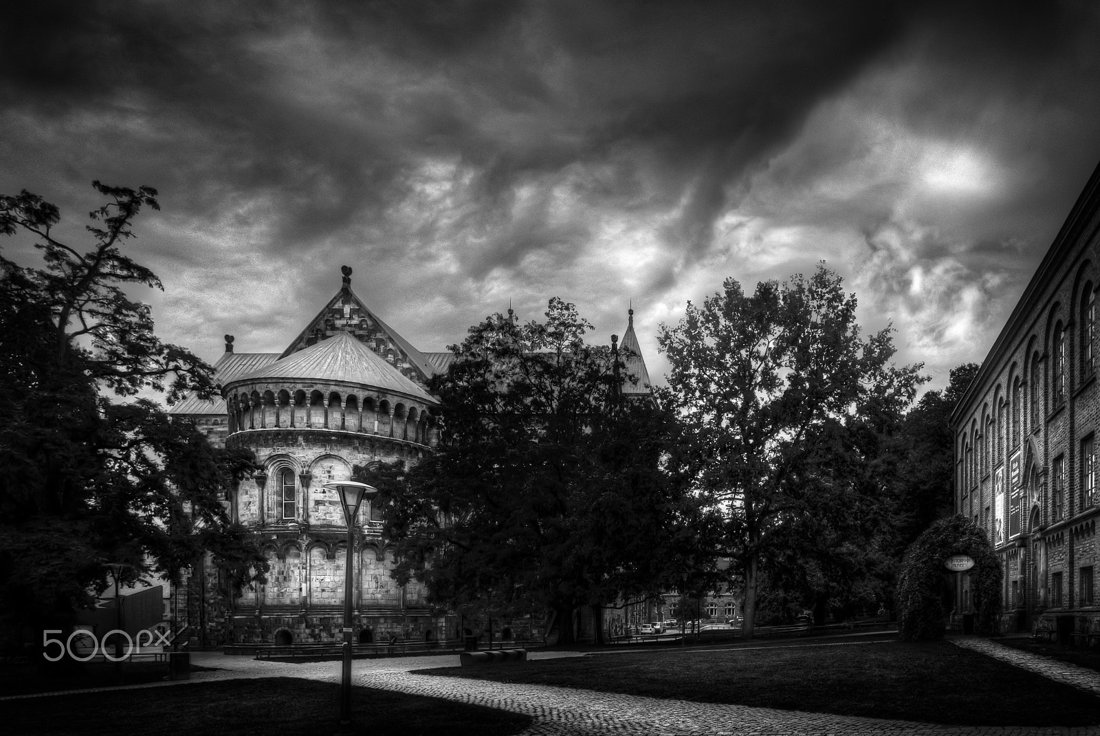 Samsung NX11 sample photo. Storm over lund cathedral. photography