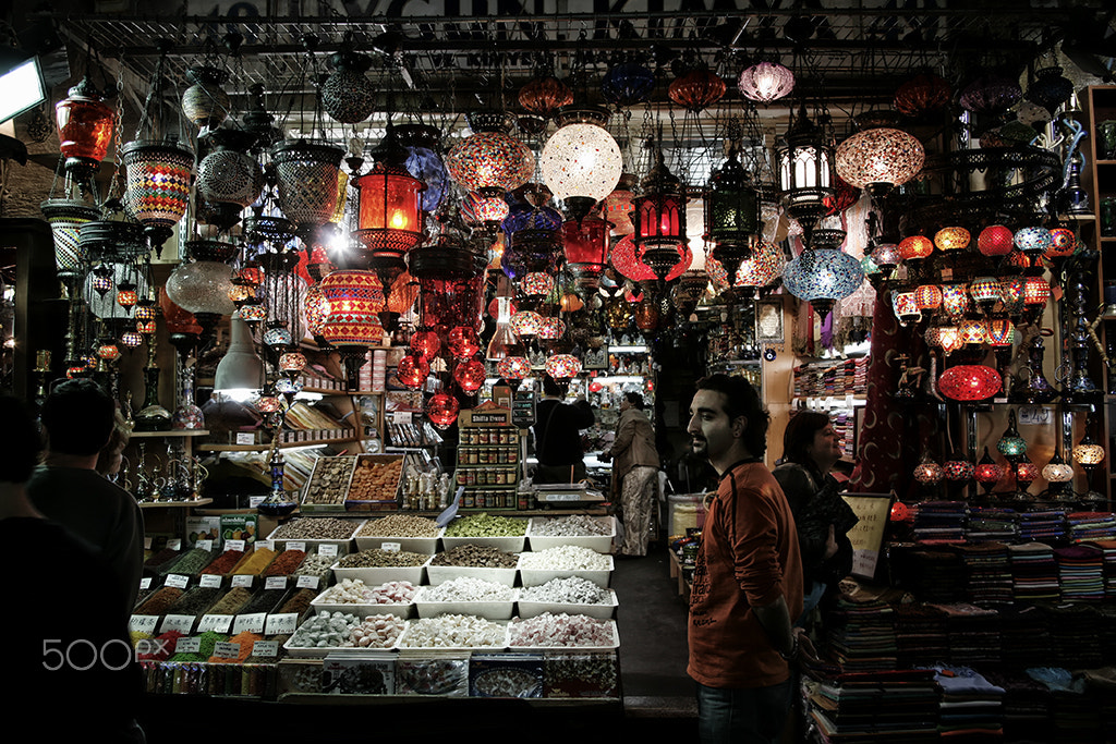 Canon EF 28-80mm f/2.8-4L sample photo. Lights photography