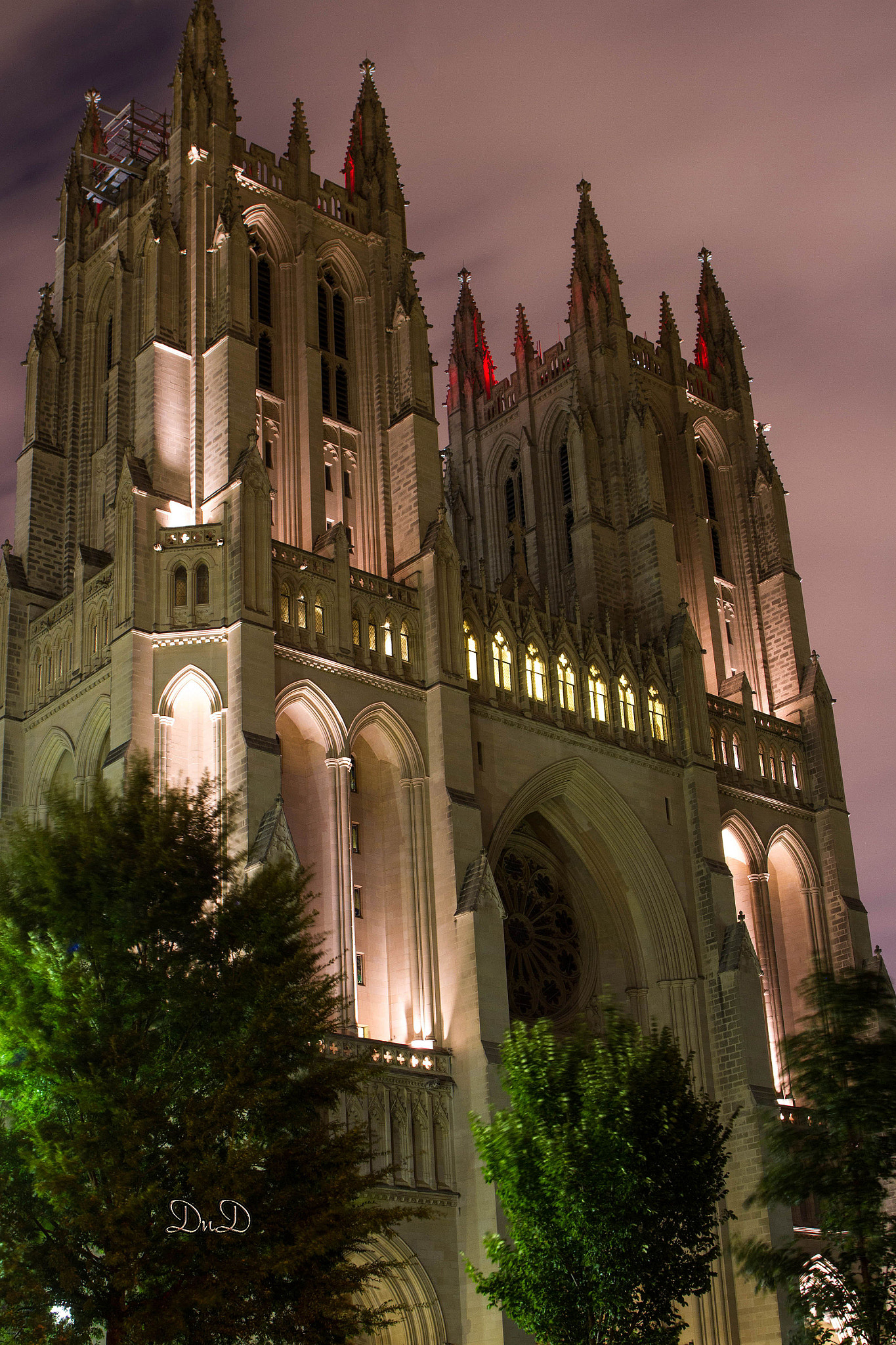 EF28-70mm f/2.8L USM sample photo. National cathedral-washington dc photography
