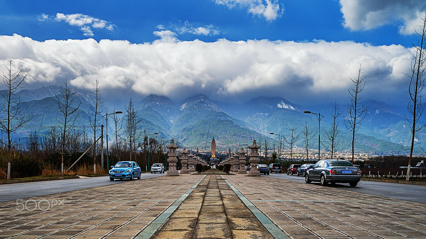 Sony Alpha a99 sample photo. The three-pagoda photography