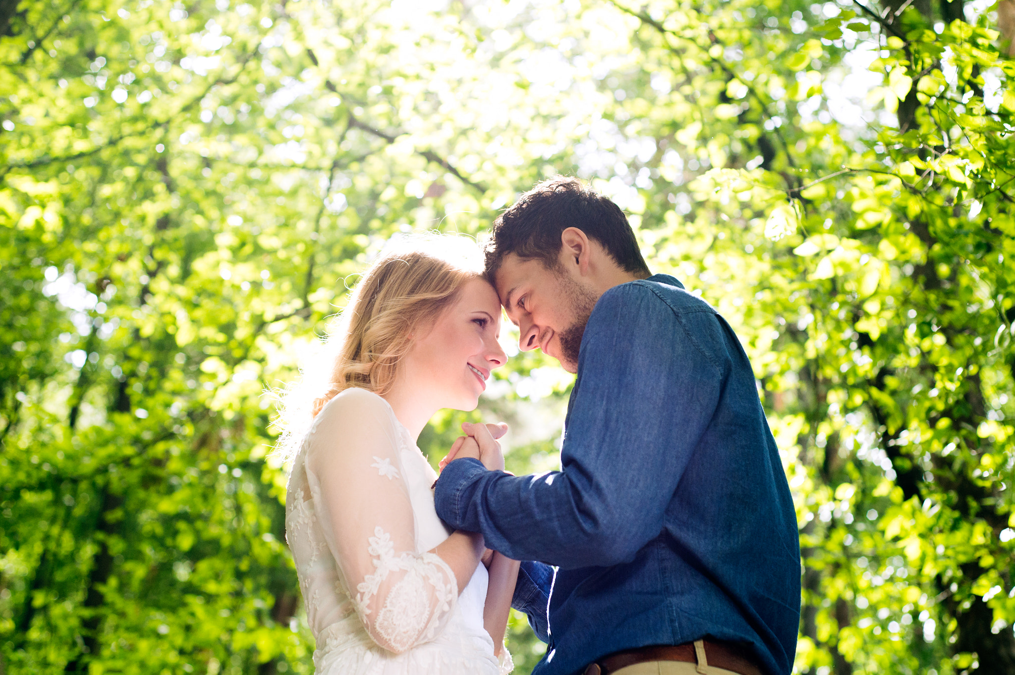 Nikon D4S sample photo. Beautiful wedding couple outside in green forest. photography