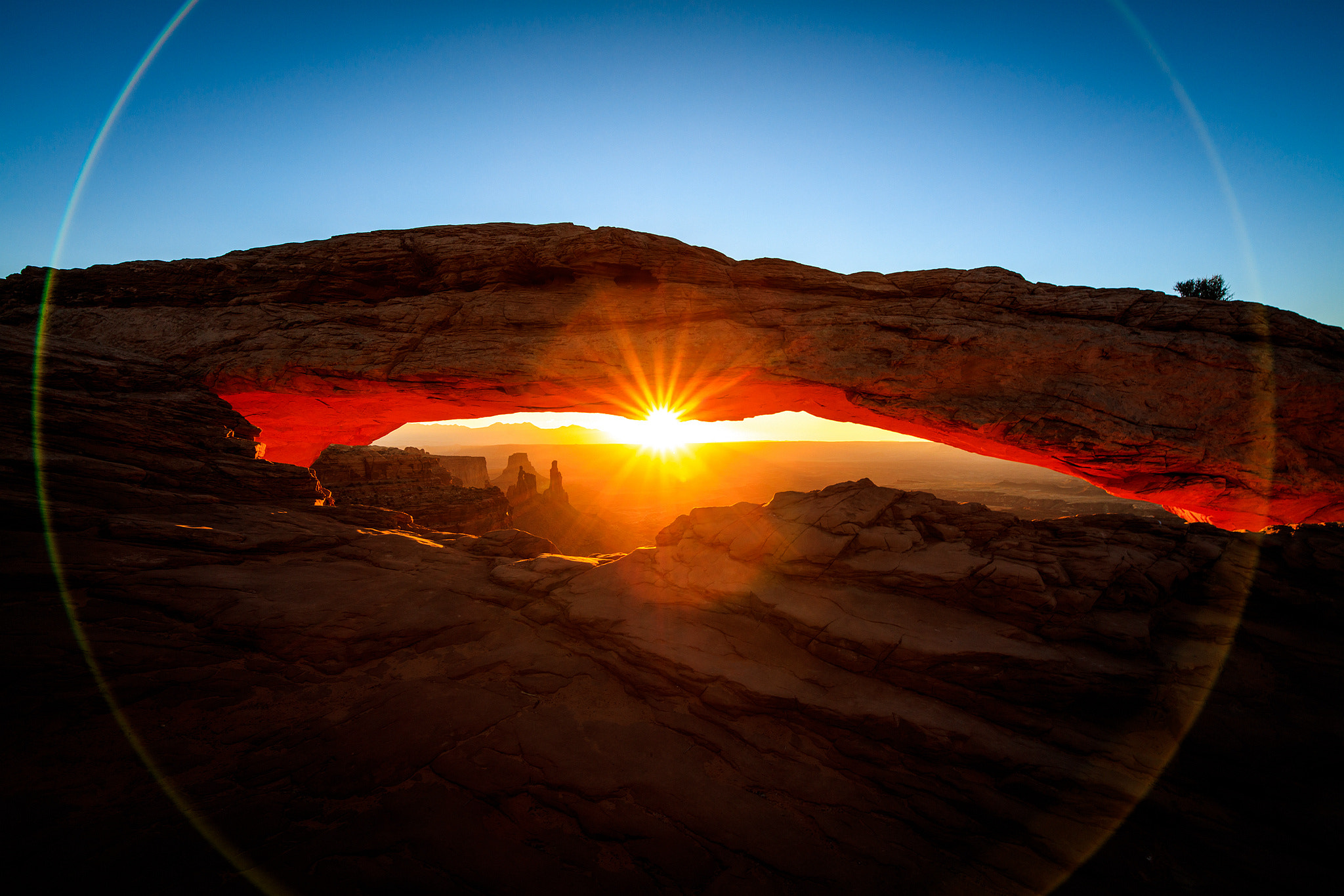 Canon EOS 5DS R sample photo. Mesa arch photography