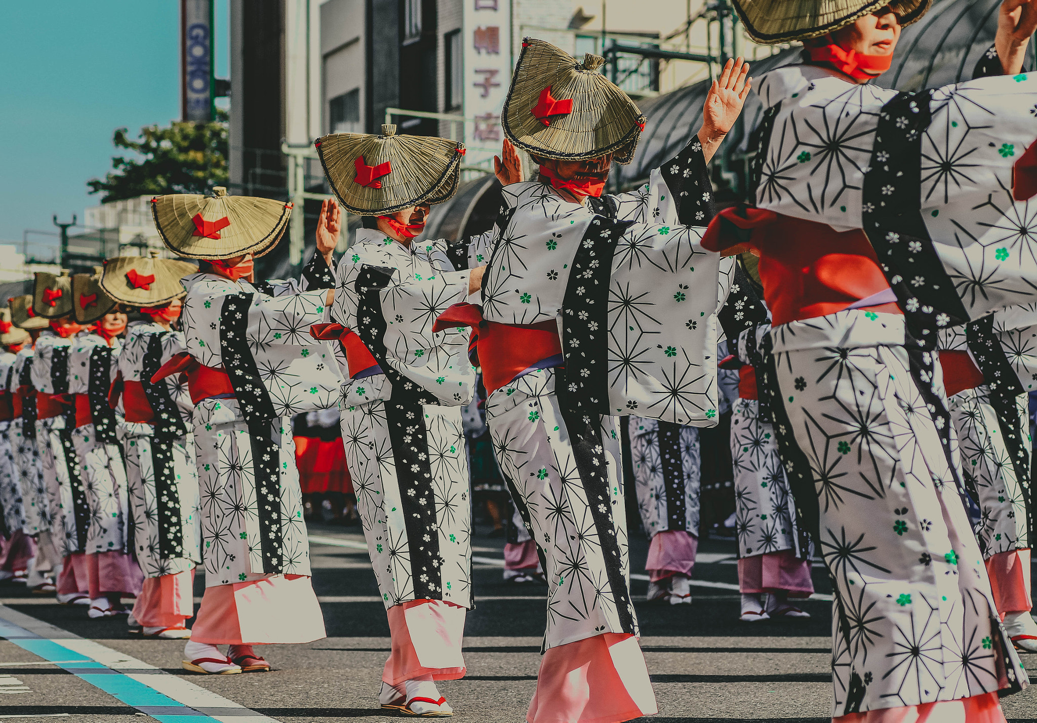 Canon EOS 700D (EOS Rebel T5i / EOS Kiss X7i) + Tamron SP AF 90mm F2.8 Di Macro sample photo. Maebashi festival 2016 -  danbe suul dance photography