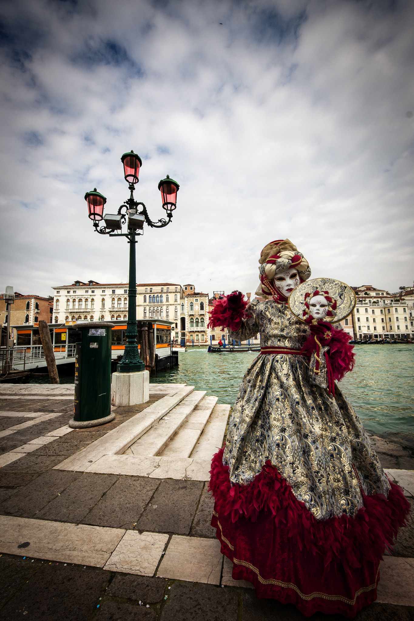 Sigma 8-16mm F4.5-5.6 DC HSM sample photo. Venezia carnevale photography