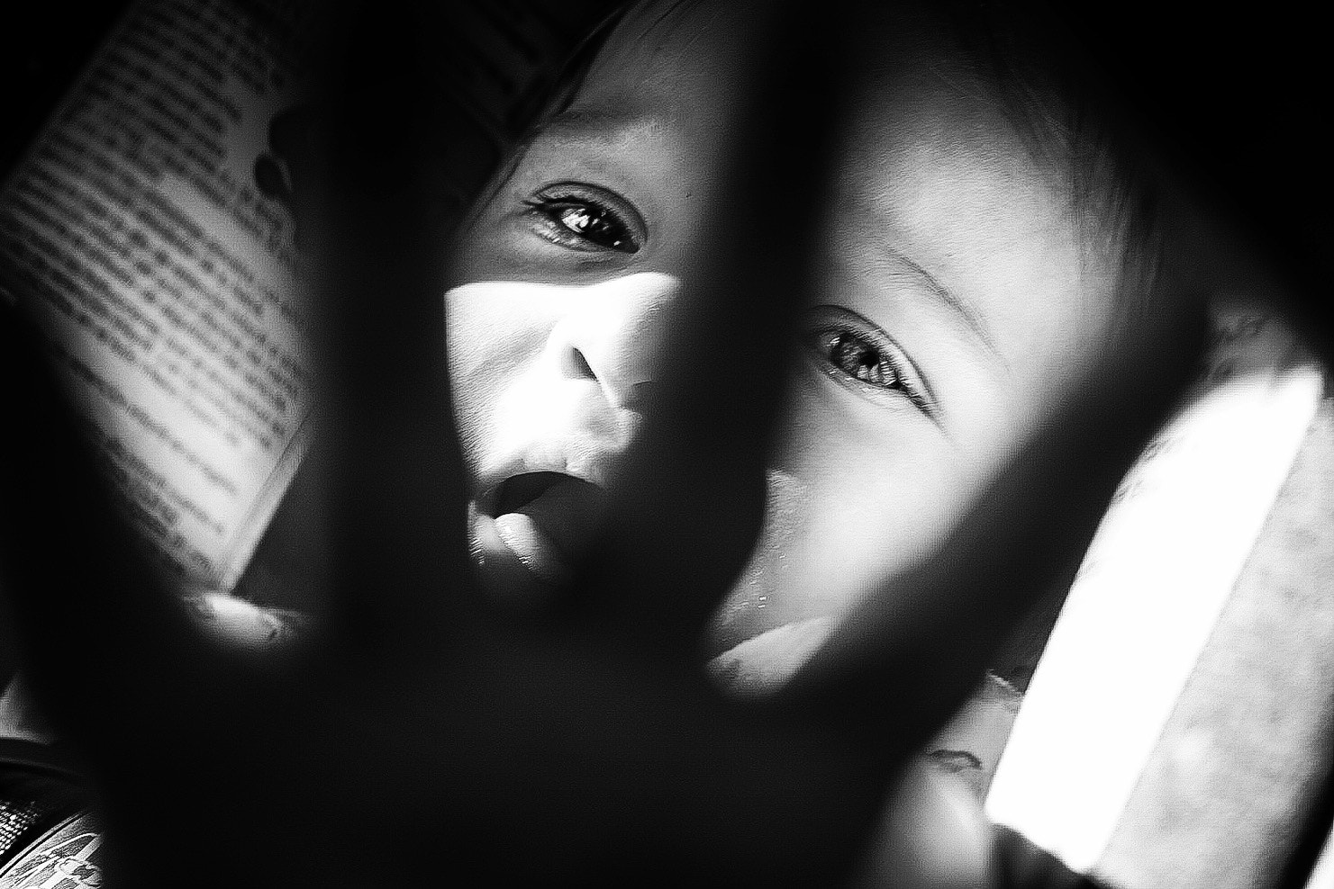 Sony a7S + Sony FE 28-70mm F3.5-5.6 OSS sample photo. Camera shy baby photography