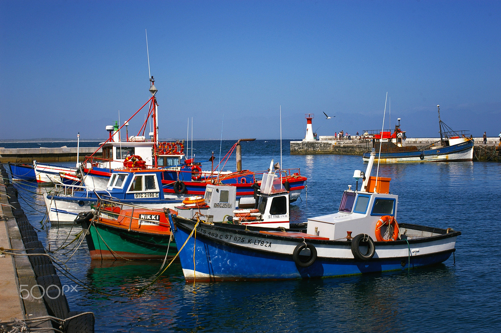 Pentax *ist DL sample photo. Quaint harbour photography